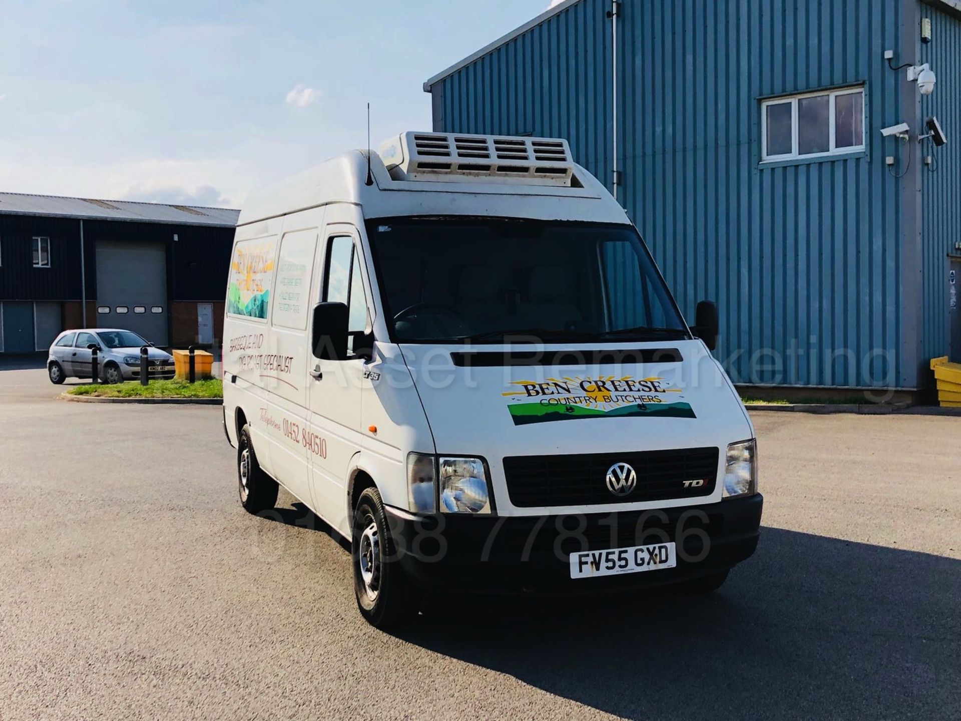 VOLKSWAGEN LT 35 TDI *MWB - REFRIGERATED PANEL VAN* (2006) '2.8 TDI - 158 BHP - 5 SPEED' - Image 11 of 22