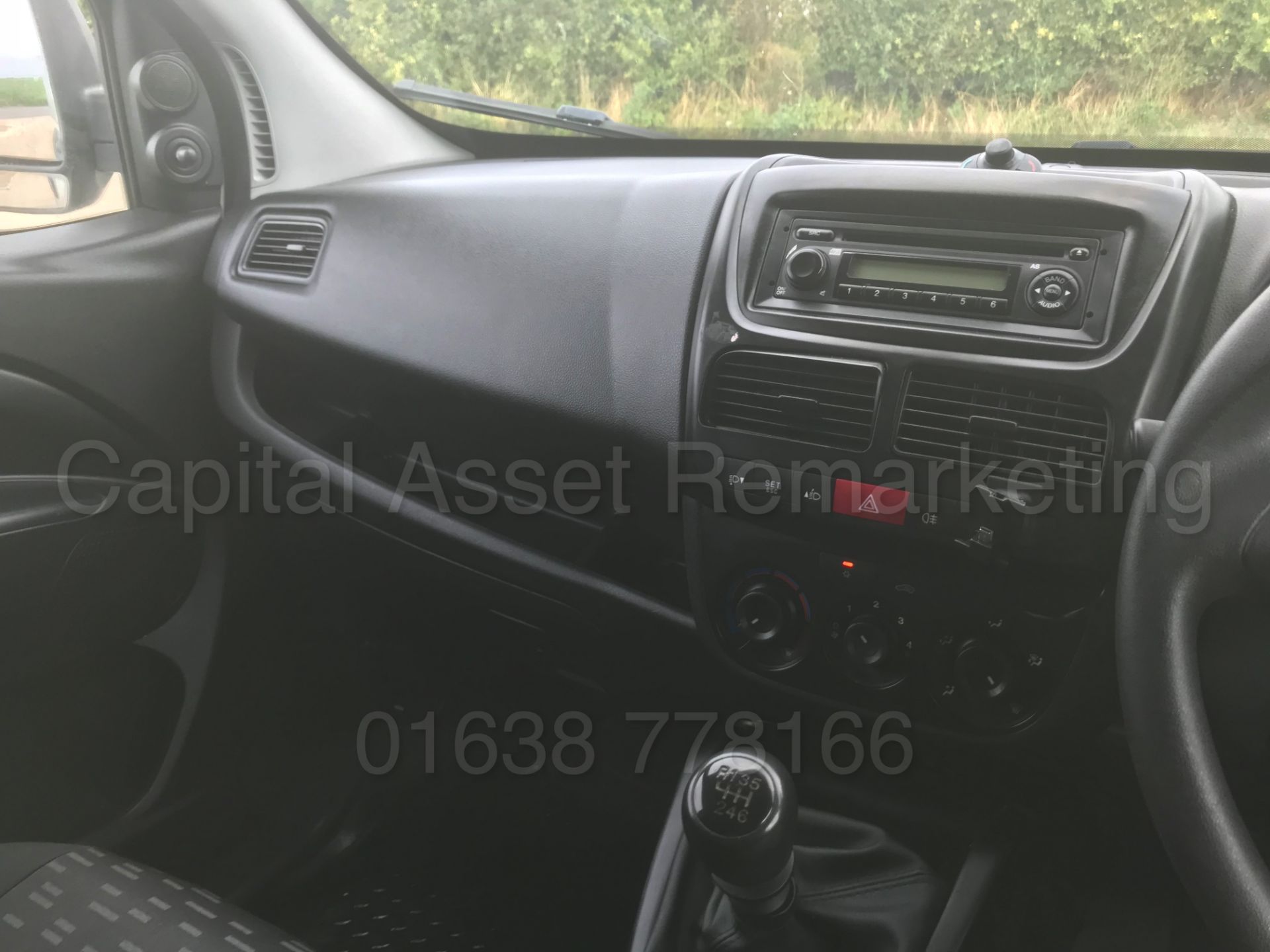 (On Sale) VAUXHALL COMBO 2000 *LCV - PANEL VAN* (2014) '1.6 CDTI - 105 BHP - STOP/START - 6 SPEED' - Image 26 of 30