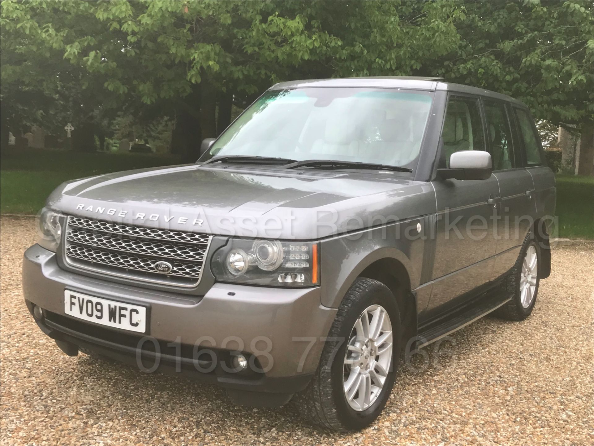 (On Sale) RANGE ROVER VOGUE (2009 - FACELIFT EDITION) '3.6 TDV8 -268 BHP - AUTO' *TOP SPEC* (NO VAT) - Image 3 of 49