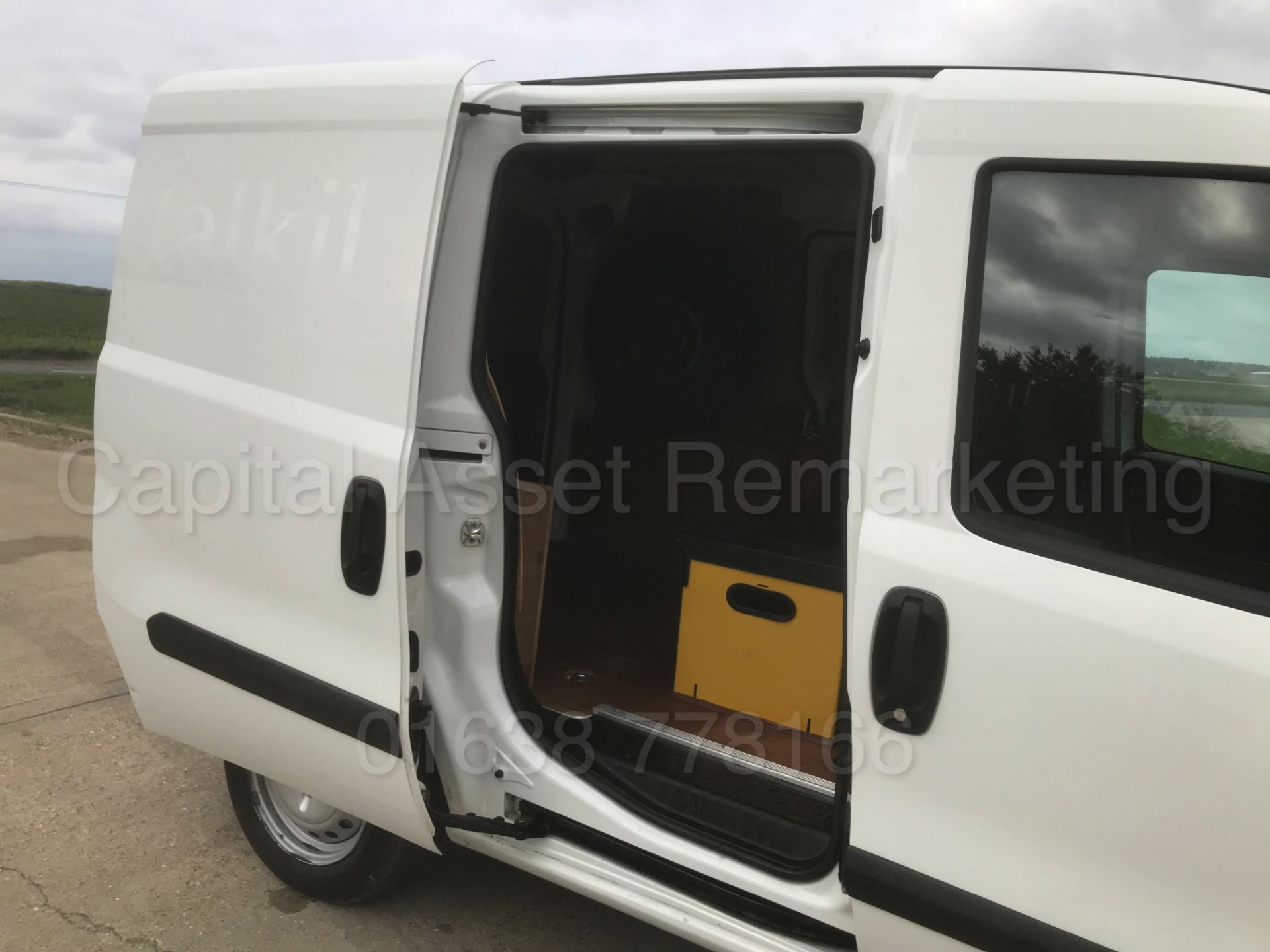 (On Sale) VAUXHALL COMBO 2000 *LCV - PANEL VAN* (2014) '1.6 CDTI - 105 BHP - STOP/START - 6 SPEED' - Image 20 of 30