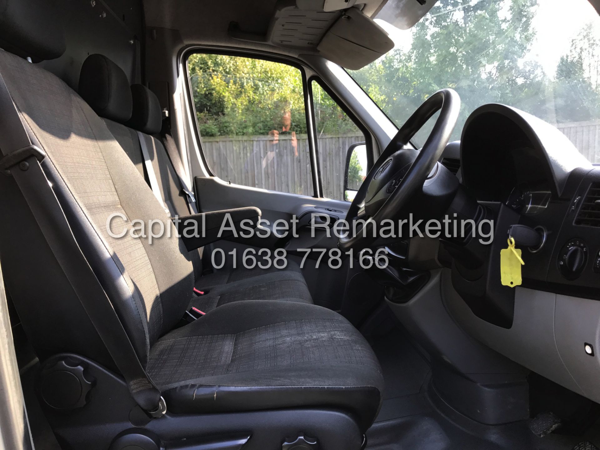 MERCEDES SPRINTER 316CDI - MEDIUM WHEEL BASE HIGH ROOF- 2014 REG - 1 OWNER - NEW SHAPE - AIR CON!!! - Image 5 of 17