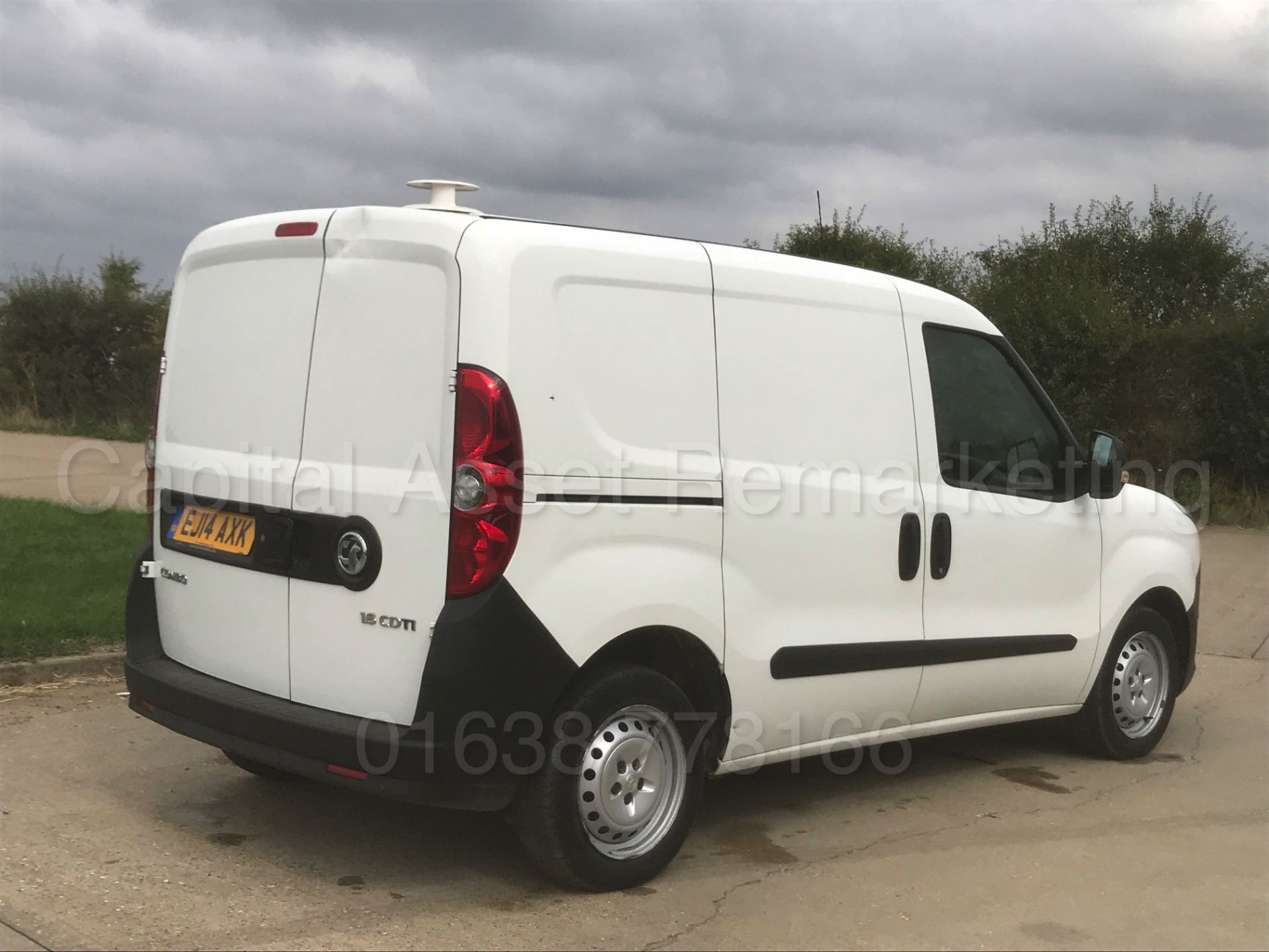 (On Sale) VAUXHALL COMBO 2000 *LCV - PANEL VAN* (2014) '1.6 CDTI - 105 BHP - STOP/START - 6 SPEED' - Image 11 of 30