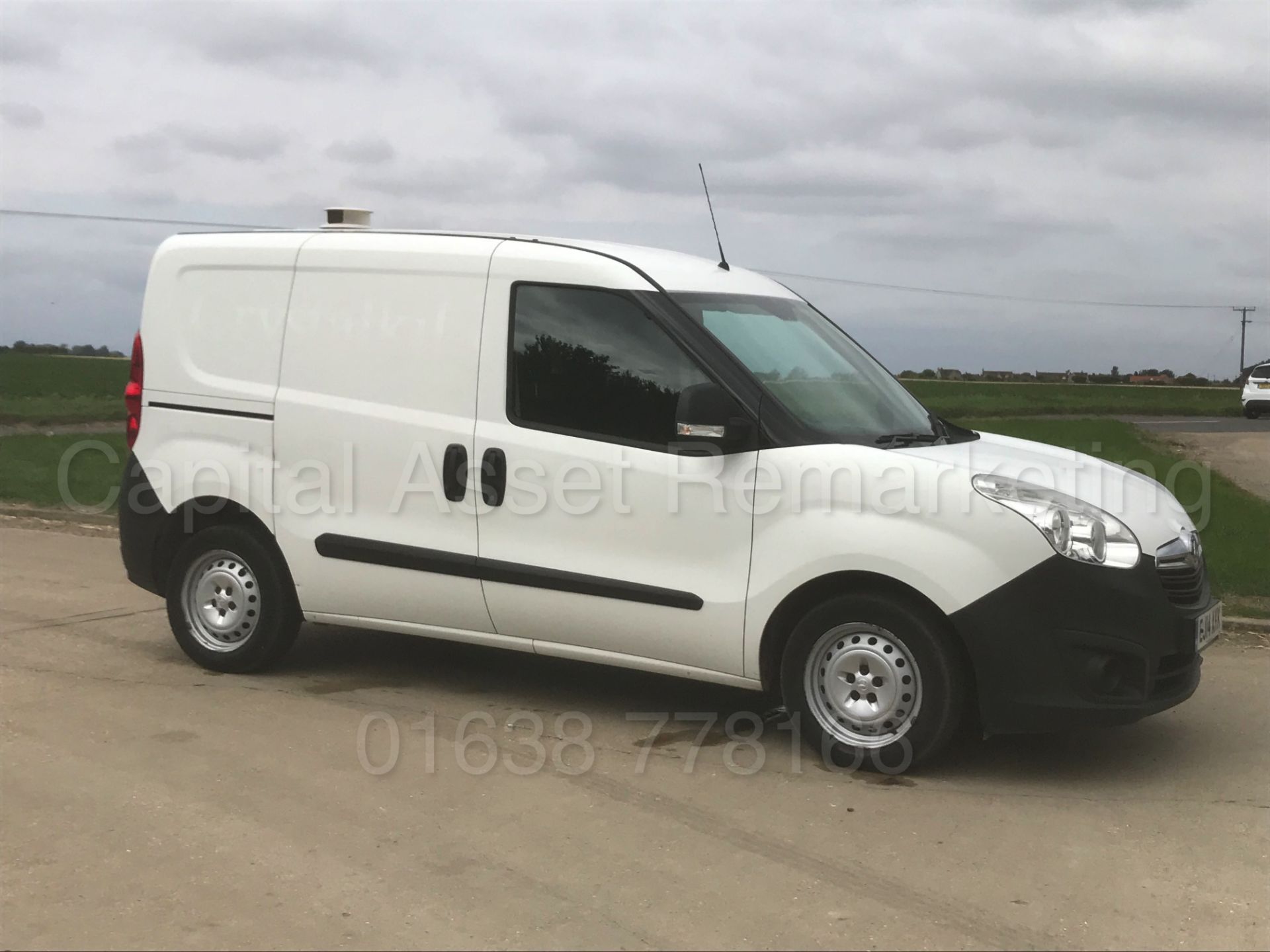 (On Sale) VAUXHALL COMBO 2000 *LCV - PANEL VAN* (2014) '1.6 CDTI - 105 BHP - STOP/START - 6 SPEED' - Image 12 of 30