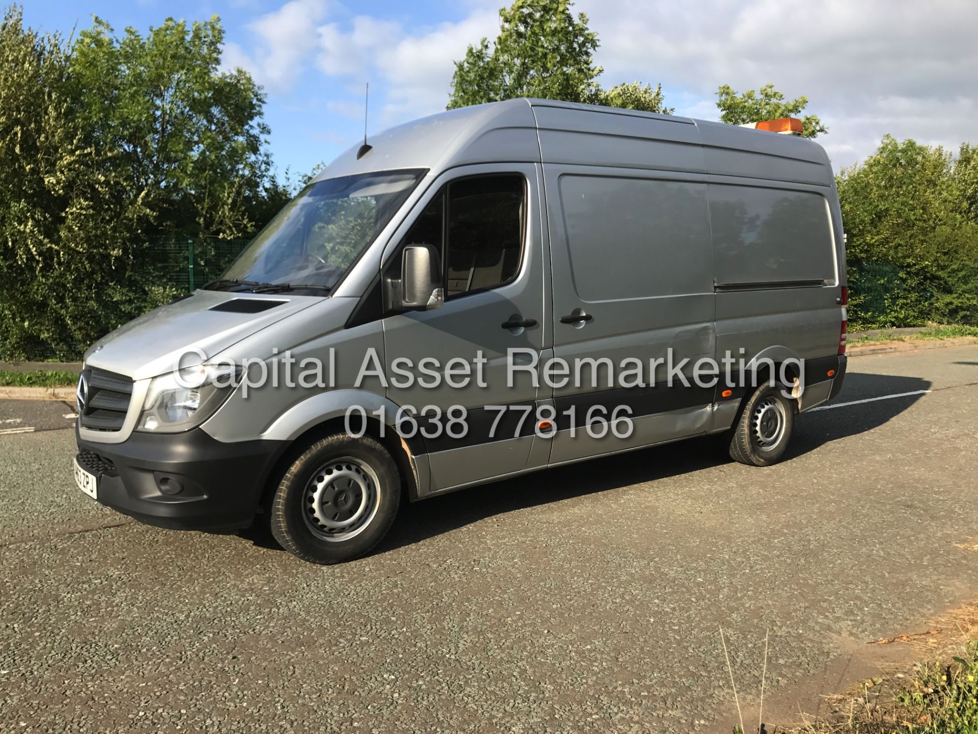 MERCEDES SPRINTER 316CDI - MEDIUM WHEEL BASE HIGH ROOF- 2014 REG - 1 OWNER - NEW SHAPE - AIR CON!!! - Image 4 of 17