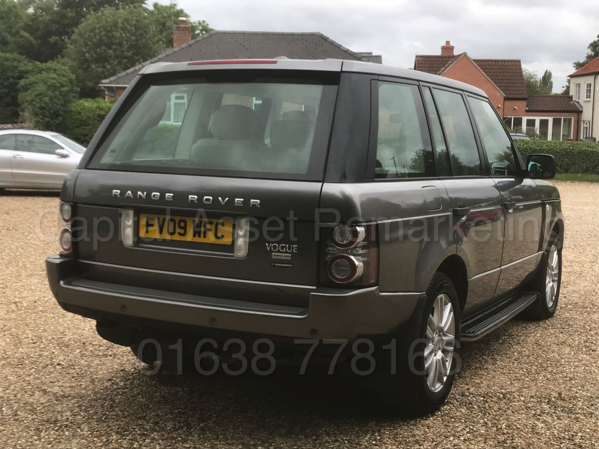 (On Sale) RANGE ROVER VOGUE (2009 - FACELIFT EDITION) '3.6 TDV8 -268 BHP - AUTO' *TOP SPEC* (NO VAT) - Image 7 of 49