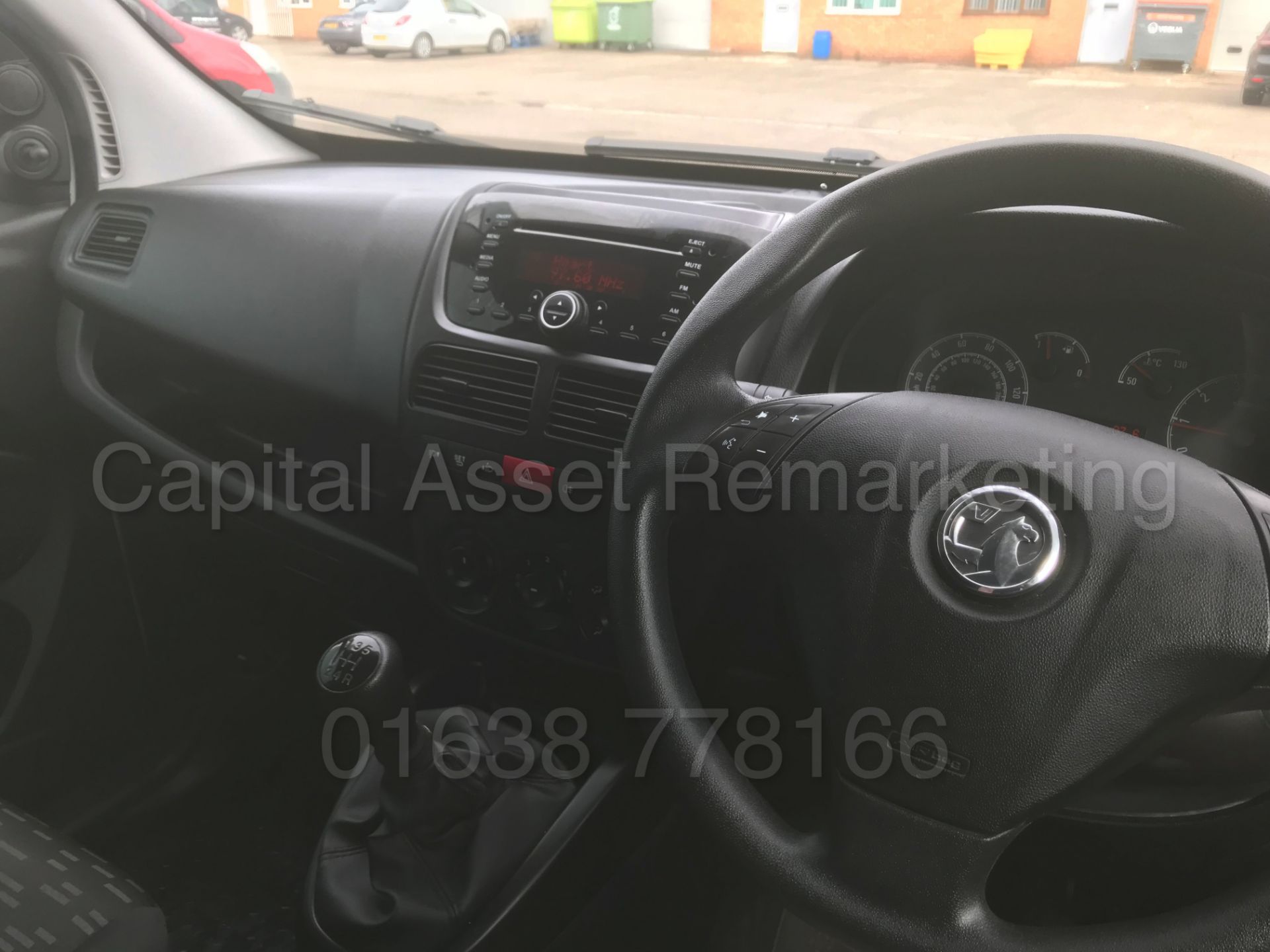 (On Sale) VAUXHALL COMBO 2000 *LCV - PANEL VAN* (2016 MODEL) 'CDTI - 90 BHP - 5 SPEED' **LOW MILES** - Image 25 of 32