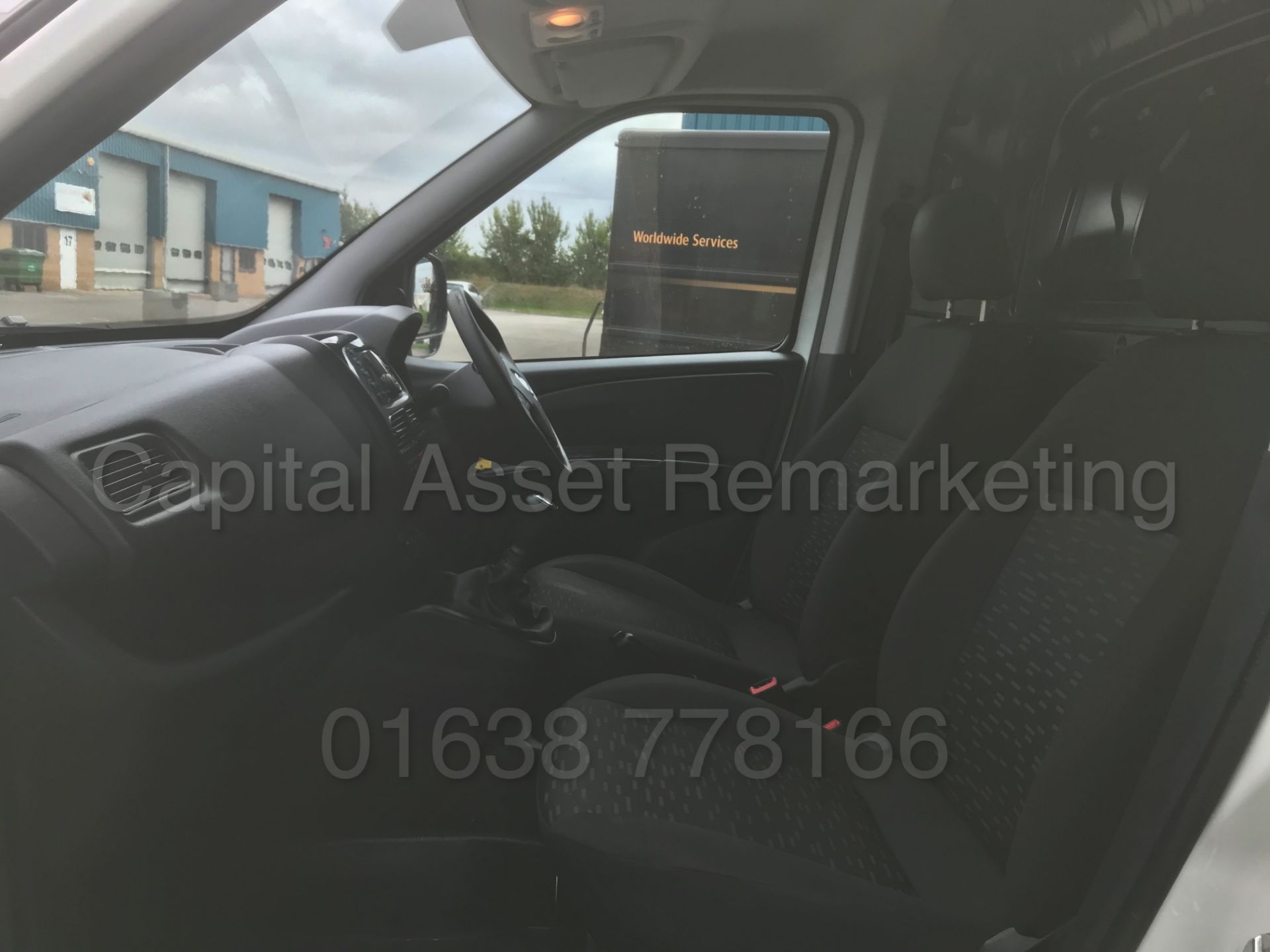 (On Sale) VAUXHALL COMBO 2000 *LCV - PANEL VAN* (2016 MODEL) 'CDTI - 90 BHP - 5 SPEED' **LOW MILES** - Image 17 of 32