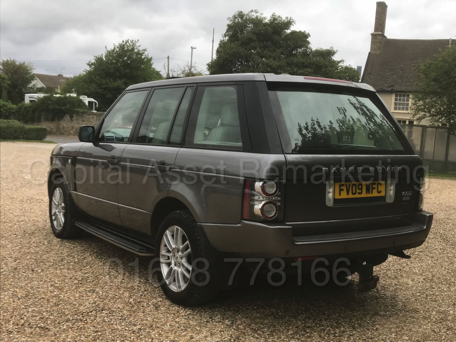 (On Sale) RANGE ROVER VOGUE (2009 - FACELIFT EDITION) '3.6 TDV8 -268 BHP - AUTO' *TOP SPEC* (NO VAT) - Image 5 of 49