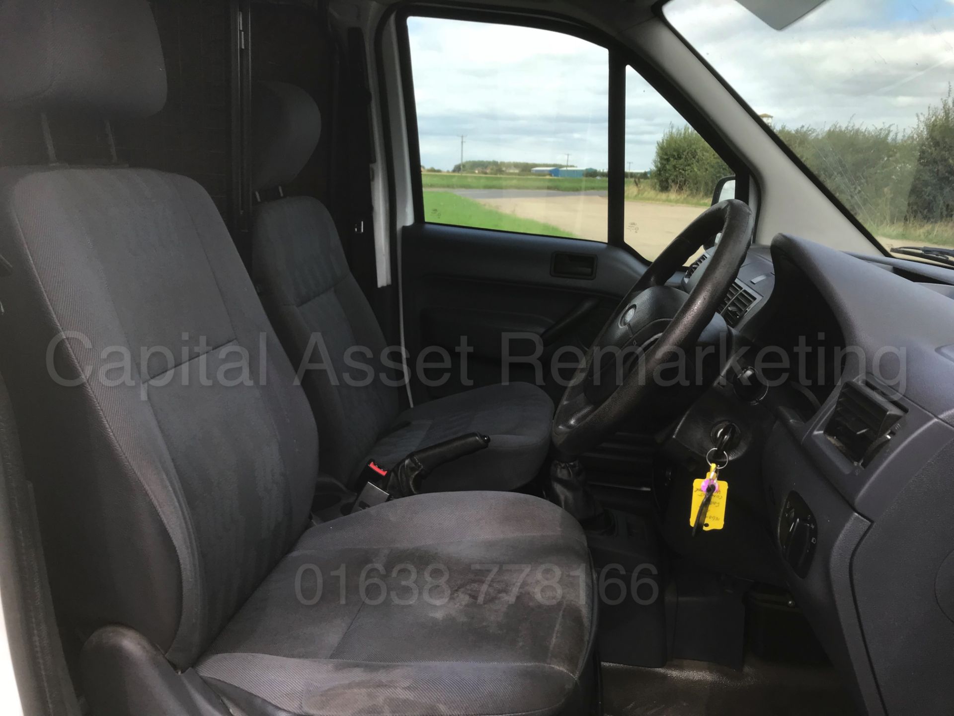 FORD TRANSIT CONNECT T200 L75 *LCV - PANEL VAN* (2009) '1.8 TDCI - 75 BHP - 5 SPEED' (NO VAT) - Image 16 of 21