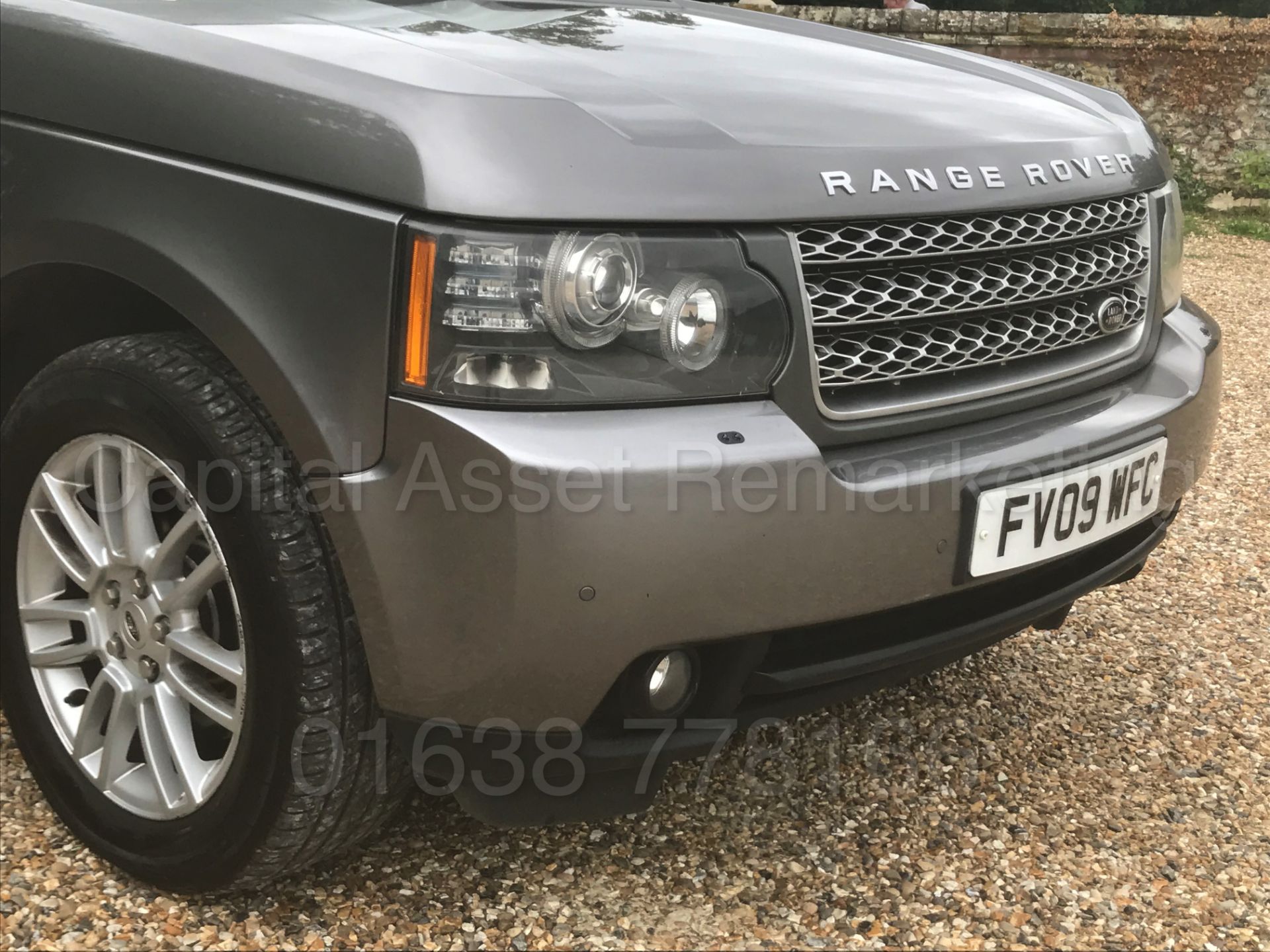 (On Sale) RANGE ROVER VOGUE (2009 - FACELIFT EDITION) '3.6 TDV8 -268 BHP - AUTO' *TOP SPEC* (NO VAT) - Image 14 of 49