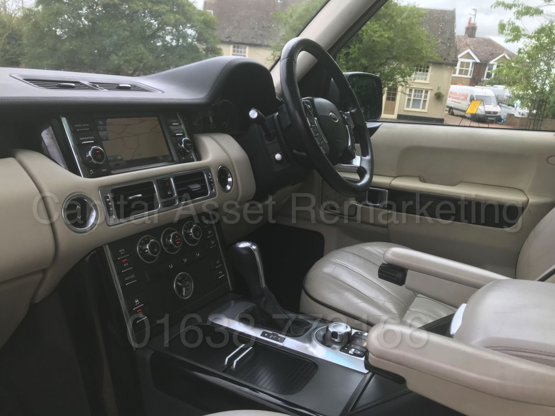 (On Sale) RANGE ROVER VOGUE (2009 - FACELIFT EDITION) '3.6 TDV8 -268 BHP - AUTO' *TOP SPEC* (NO VAT) - Image 29 of 49