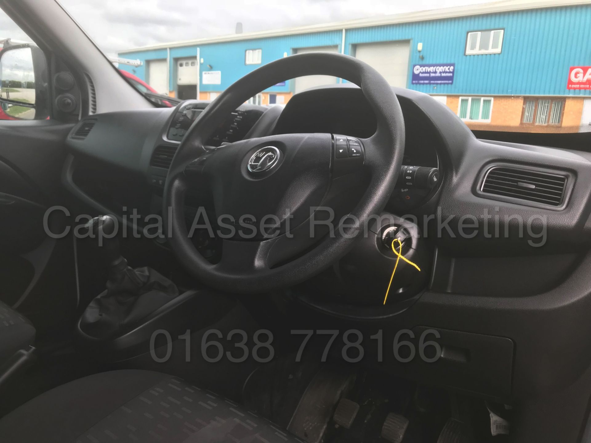 (On Sale) VAUXHALL COMBO 2000 *LCV - PANEL VAN* (2016 MODEL) 'CDTI - 90 BHP - 5 SPEED' **LOW MILES** - Image 23 of 32