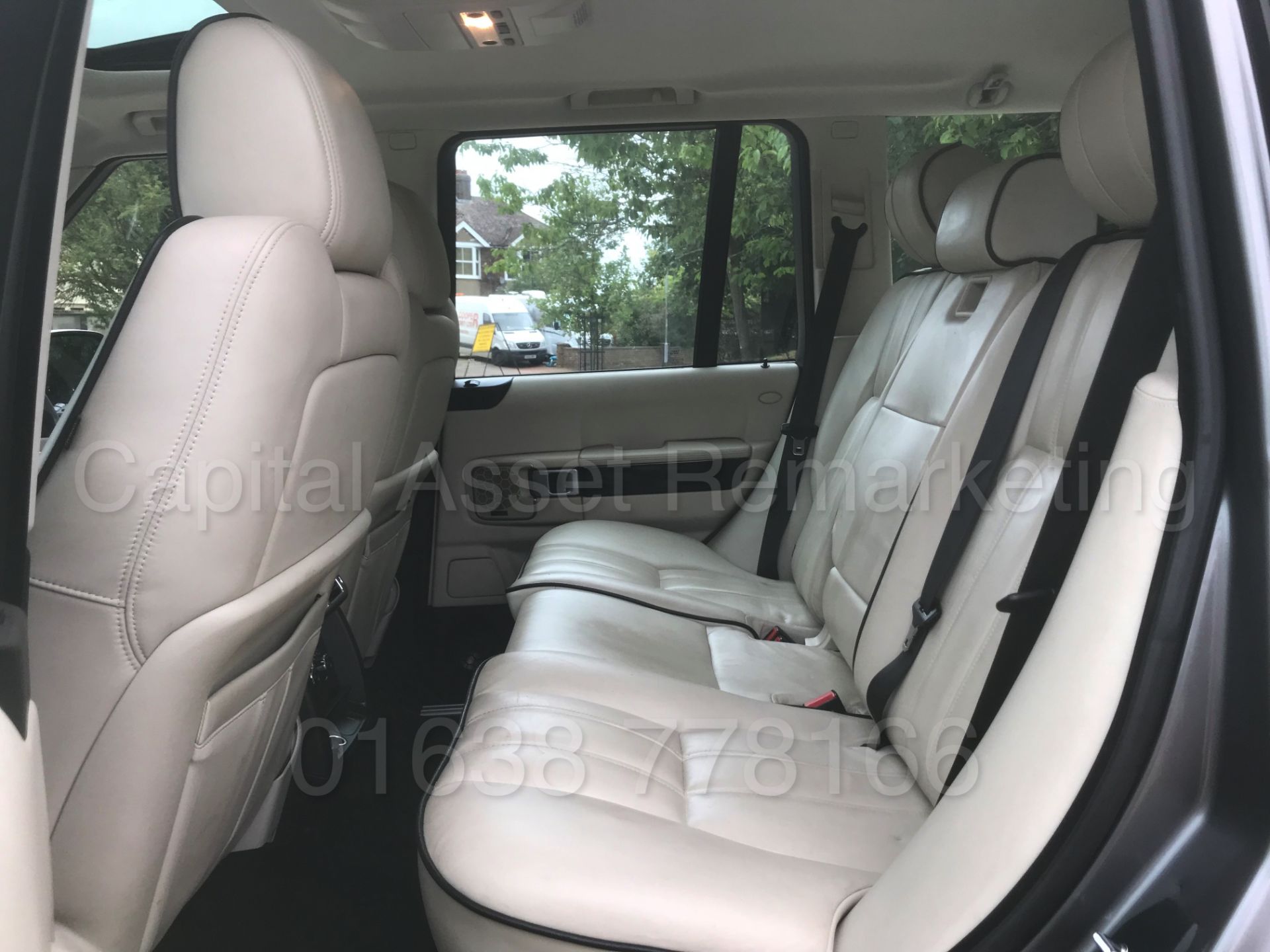 (On Sale) RANGE ROVER VOGUE (2009 - FACELIFT EDITION) '3.6 TDV8 -268 BHP - AUTO' *TOP SPEC* (NO VAT) - Image 30 of 49