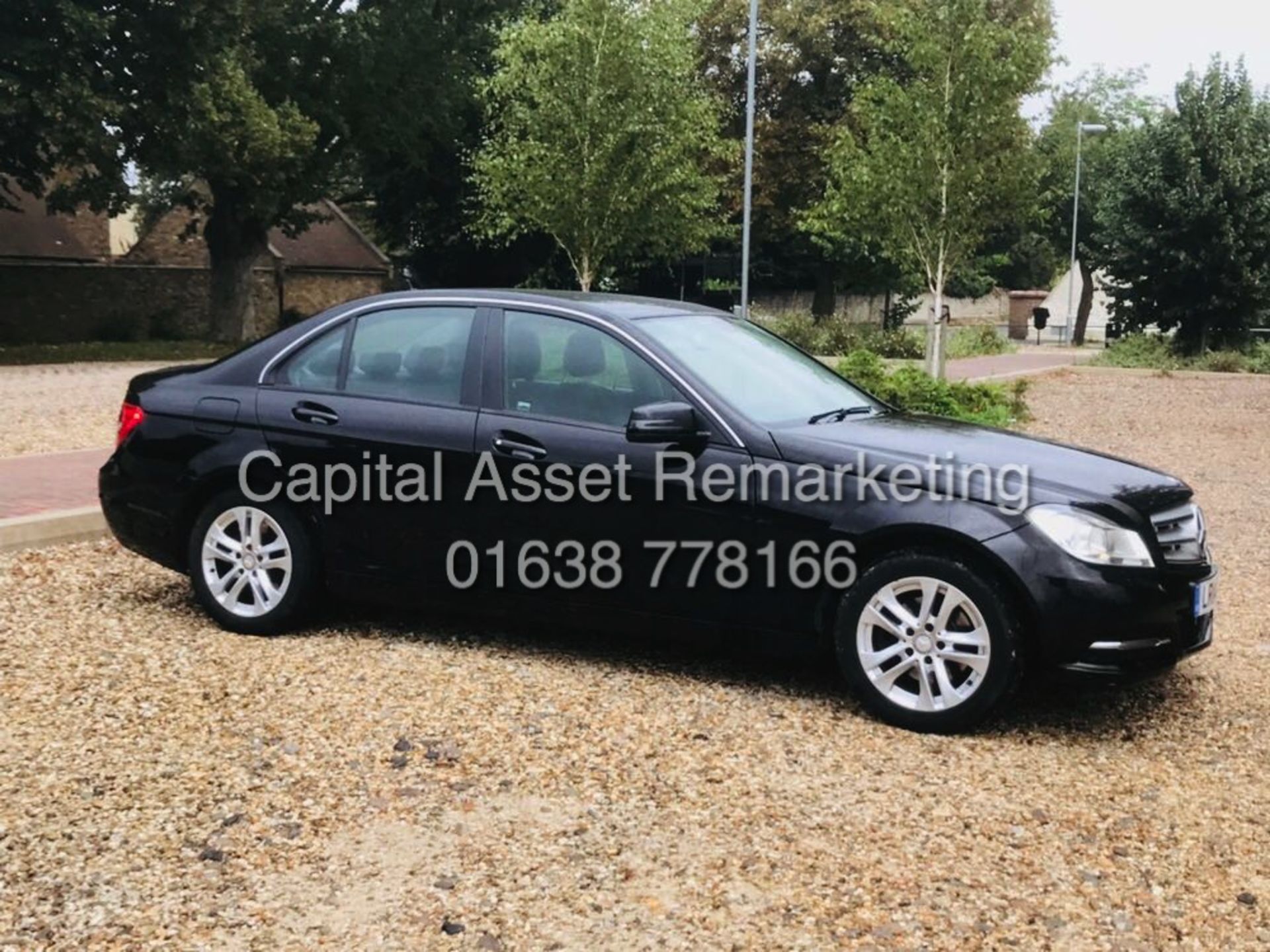 On Sale MERCEDES C220CDI "SE' SPECIAL EQUIPMENT - 14 REG - BLACK - 1 OWNER - LEATHER - SAT NAV - - Bild 5 aus 26