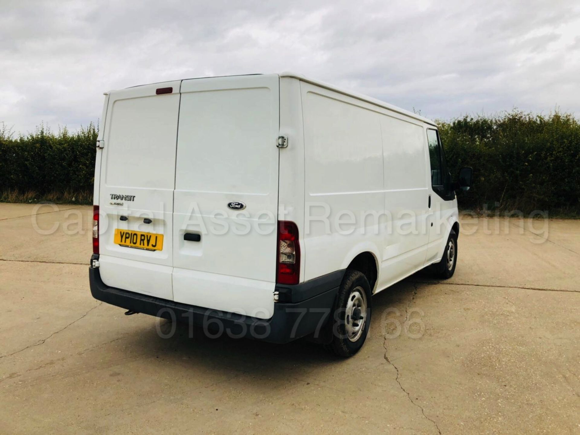 FORD TRANSIT 85 T280 FWD *SWB - PANEL VAN* (2010) '2.2 TDCI - 85 BHP - 5 SPEED' - Image 9 of 23