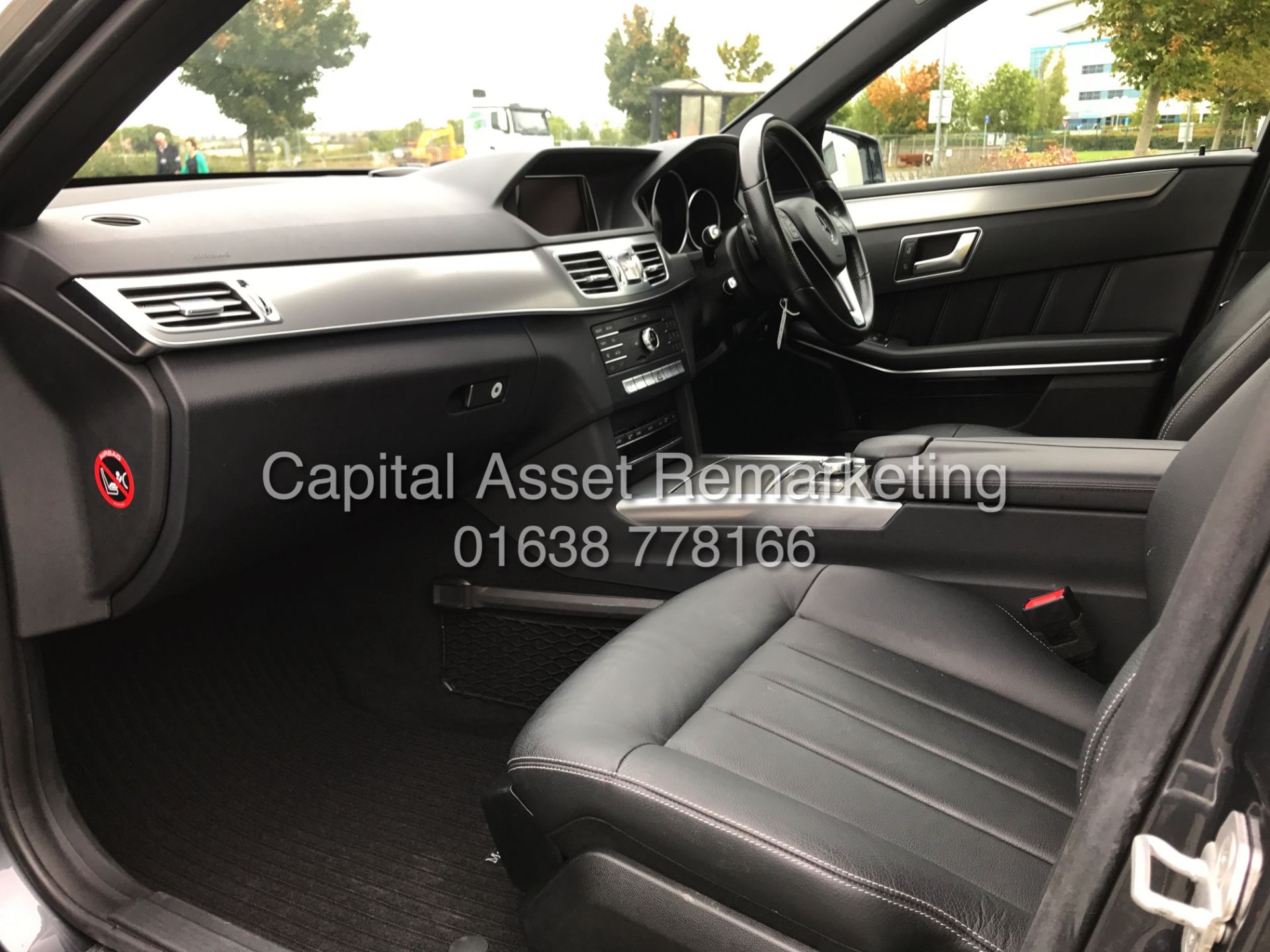 MERCEDES E220D 7G PADDEL SHIFT "SPECIAL EQUIPMENT" (15 REG) 1 OWNER - COMAND SAT NAV - FULL LEATHER - Image 15 of 25