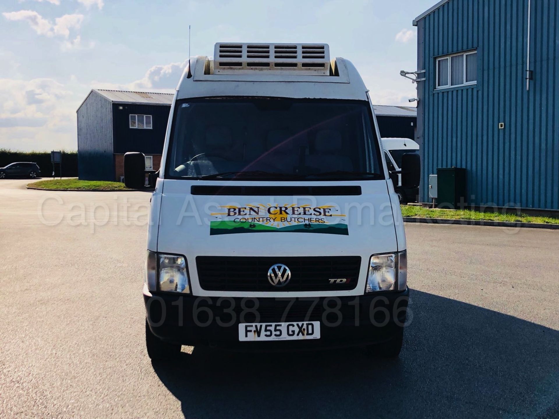 VOLKSWAGEN LT 35 TDI *MWB - REFRIGERATED PANEL VAN* (2006) '2.8 TDI - 158 BHP - 5 SPEED' - Image 3 of 22