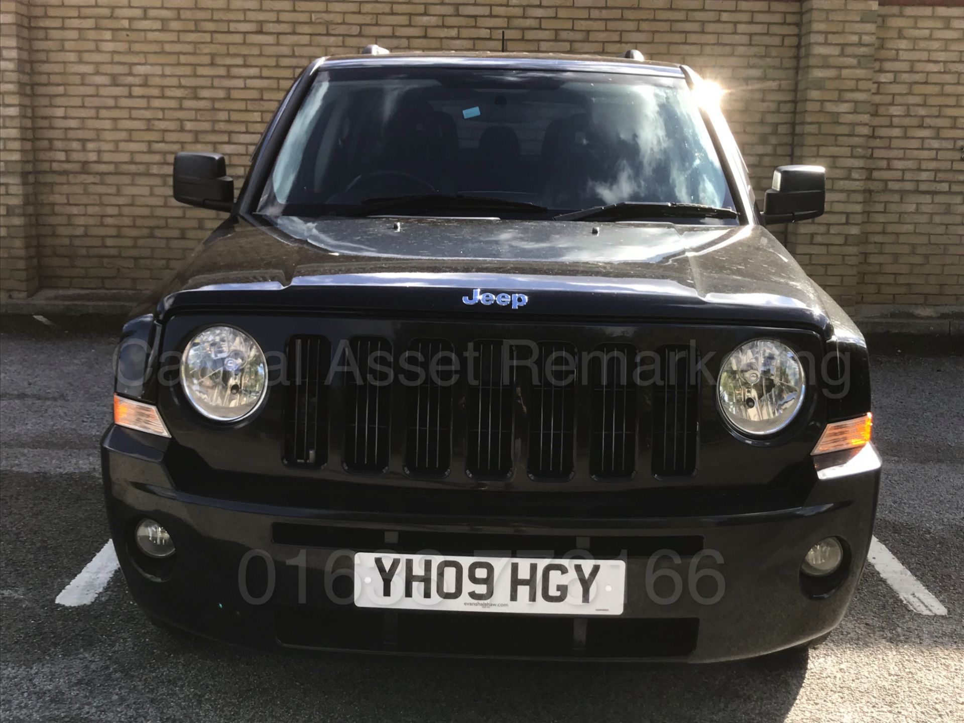 (On Sale) JEEP PATRIOT *LIMITED CRD* (2009) '2.0 DIESEL - 138 BHP - 6 SPEED' **AIR CON - SAT NAV** - Image 3 of 31