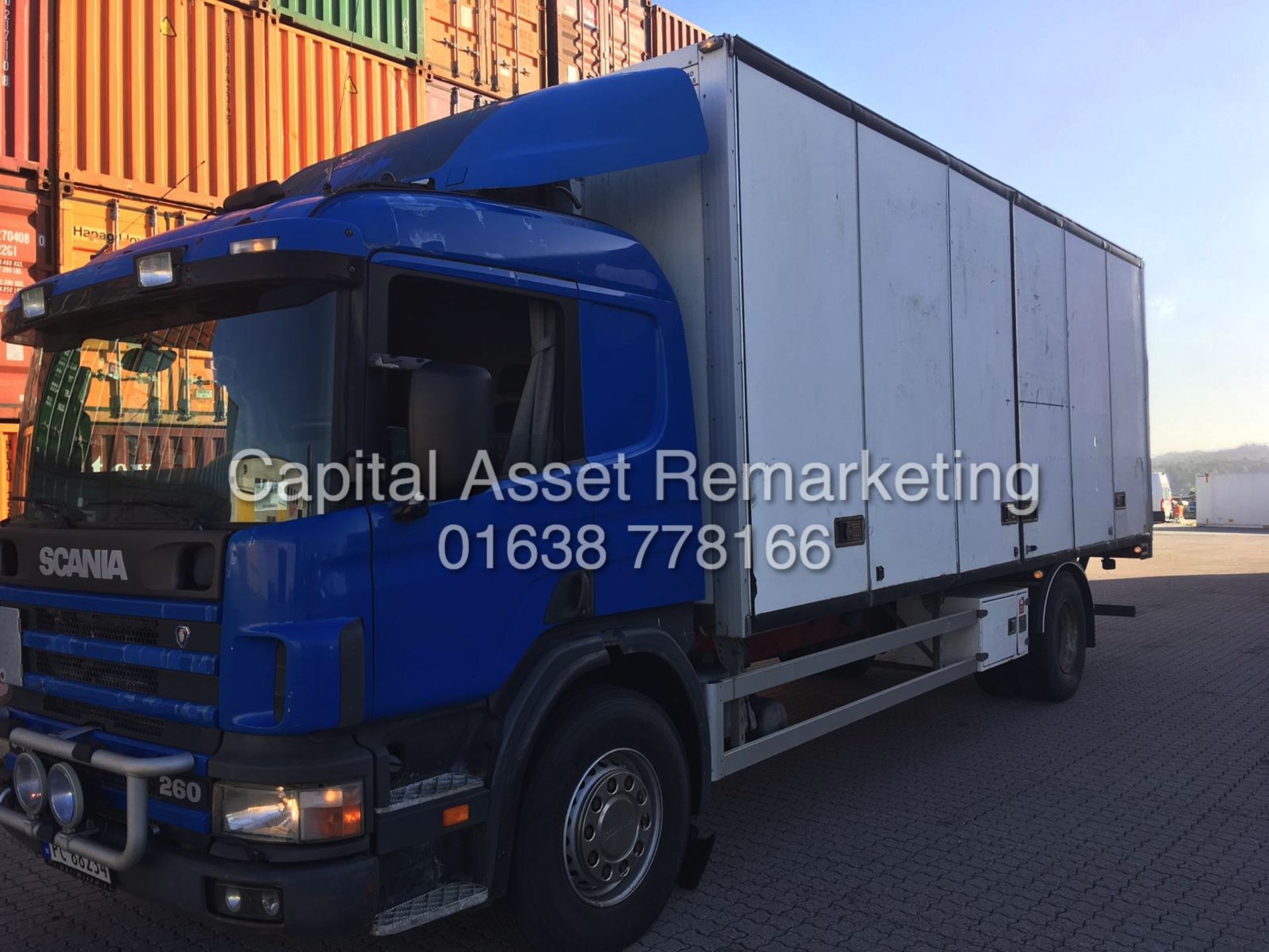 SCANIA P94D "260BHP" SLEEPER CAB (1999 YEAR) LEFT HAND DRIVE / LHD - 24FT 6" BOX BODY - SIDE ACCESS