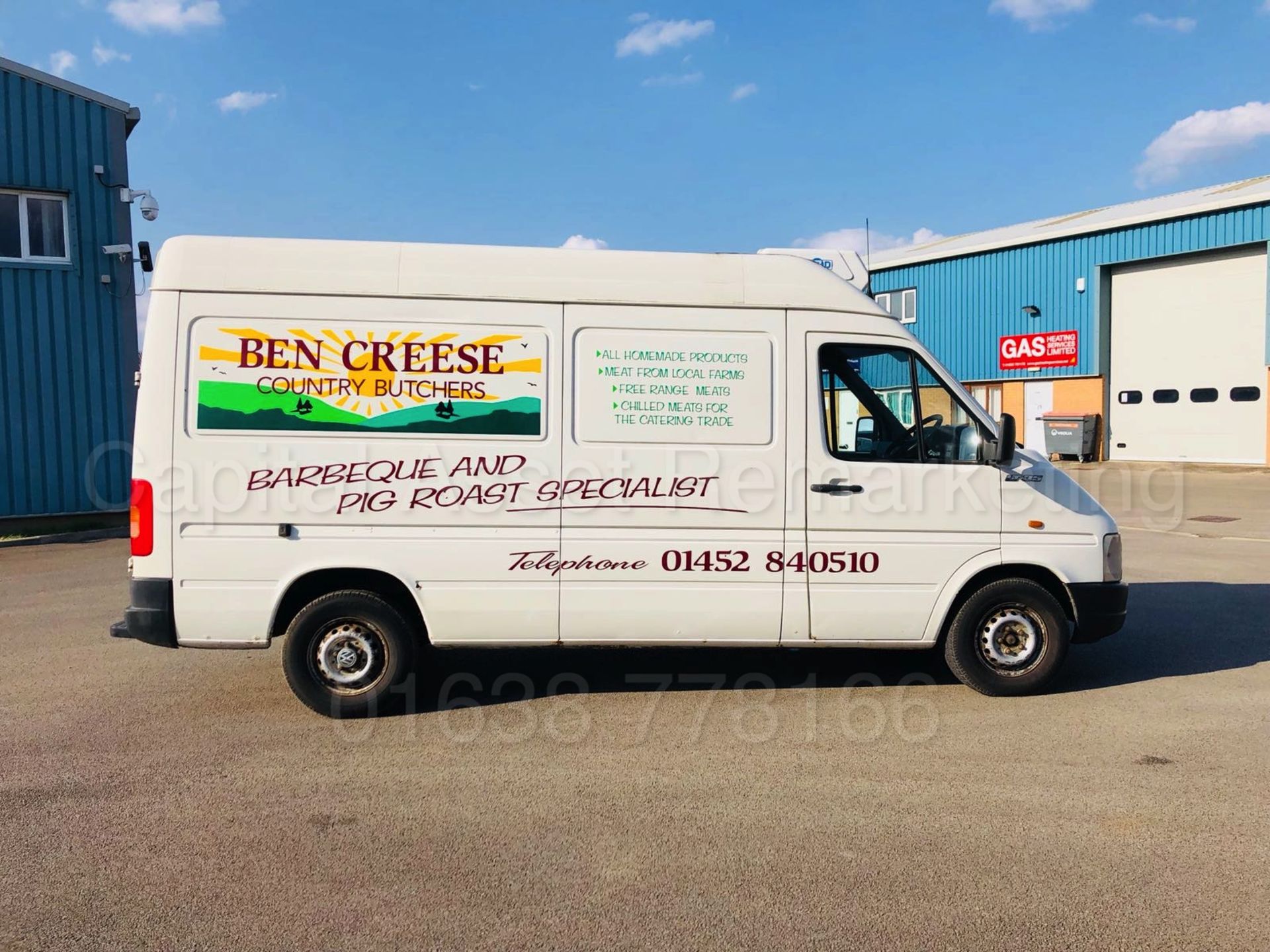 VOLKSWAGEN LT 35 TDI *MWB - REFRIGERATED PANEL VAN* (2006) '2.8 TDI - 158 BHP - 5 SPEED' - Image 12 of 22