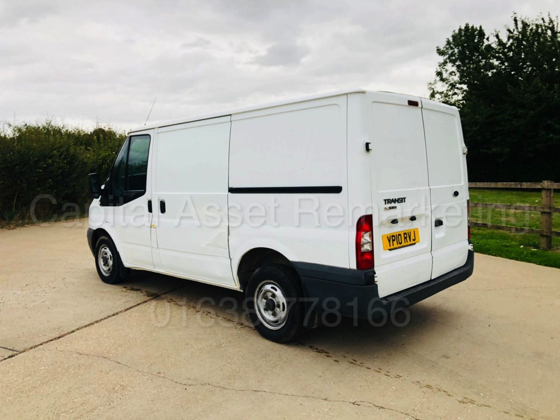 FORD TRANSIT 85 T280 FWD *SWB - PANEL VAN* (2010) '2.2 TDCI - 85 BHP - 5 SPEED' - Image 7 of 23