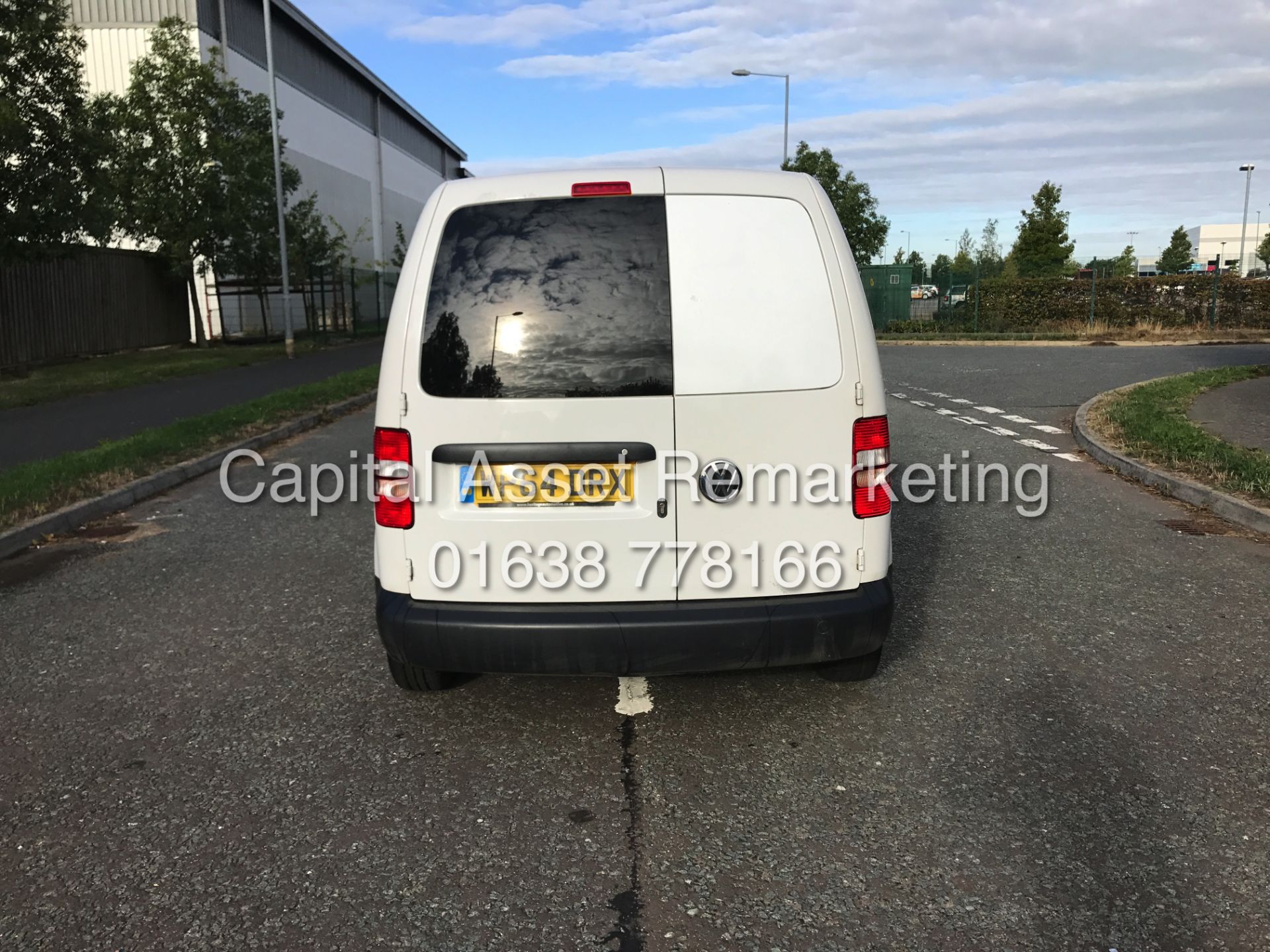 VOLKSWAGEN CADDY 1.6TDI "102BHP" BLUEMOTION (2015 MODEL) 1 OWNER - AIR CON - ELEC PACK - SIDE DOOR - Image 6 of 19