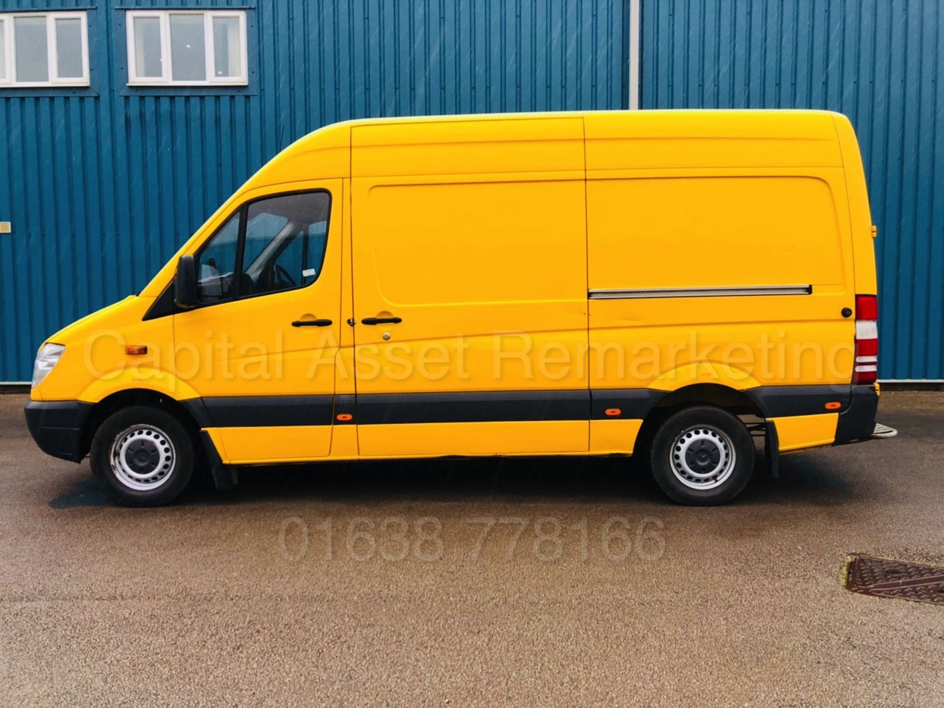 MERCEDES-BENZ SPRINTER 313 CDI *MWB HI-ROOF* (2013) '130 BHP - 6 SPEED' *AIR CON - CRUISE CONTROL* - Image 3 of 31