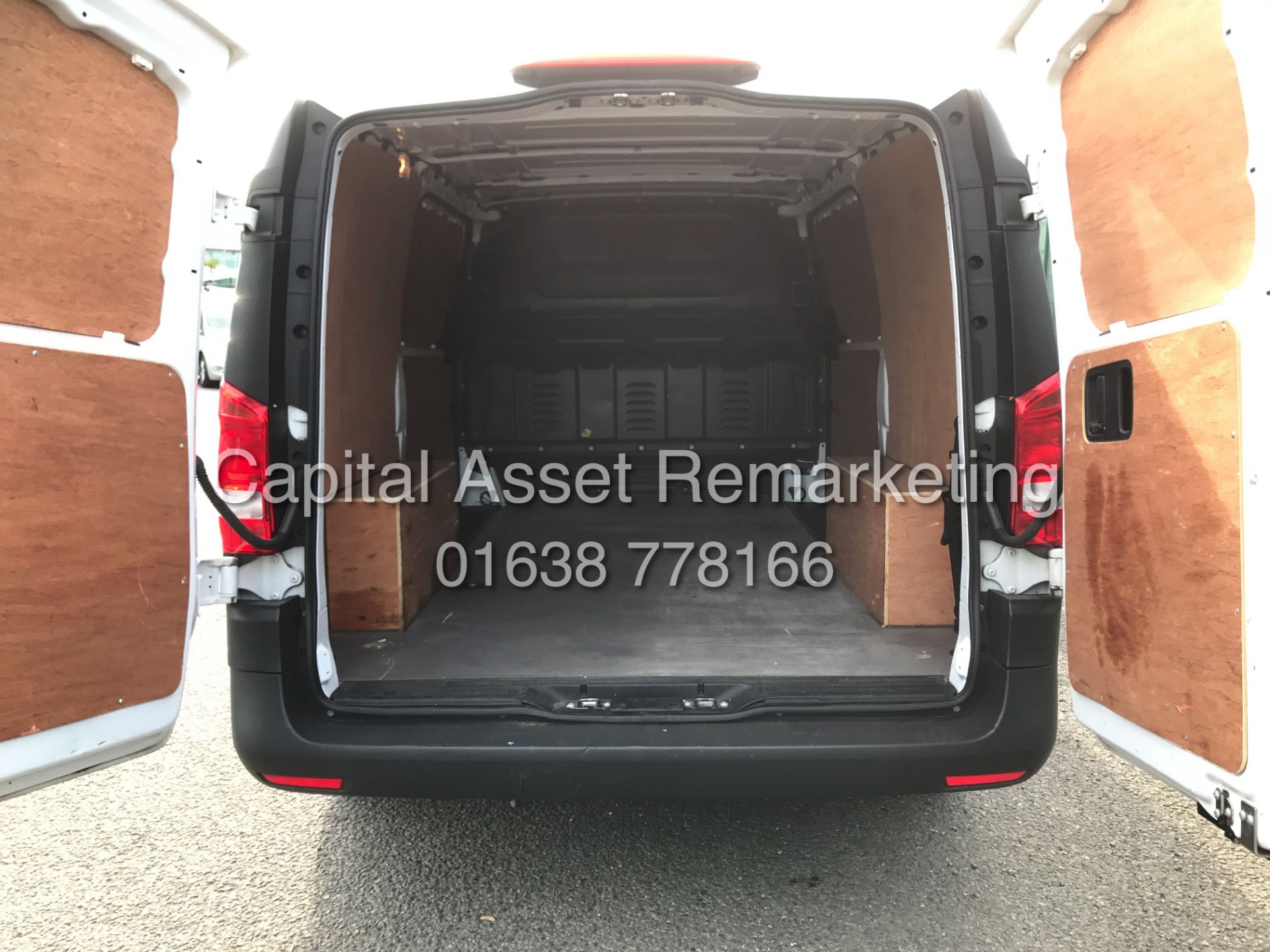 MERCEDES VITO 111CDI (114 BHP) LONG WHEEL BASE - 2017 REG - 1 OWNER - LOW MILES - SERVICE HISTORY - Image 17 of 18