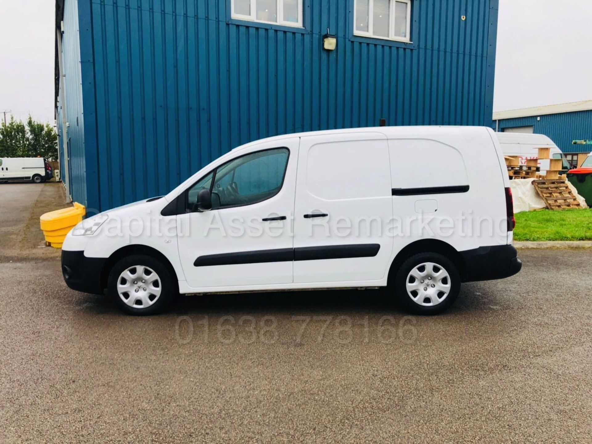 PEUGEOT PARTNER 750 S *LWB - PANEL VAN* (2015 MODEL) '1.6 HDI - 90 BHP - 5 SPEED' (50 MPG+) - Image 4 of 27