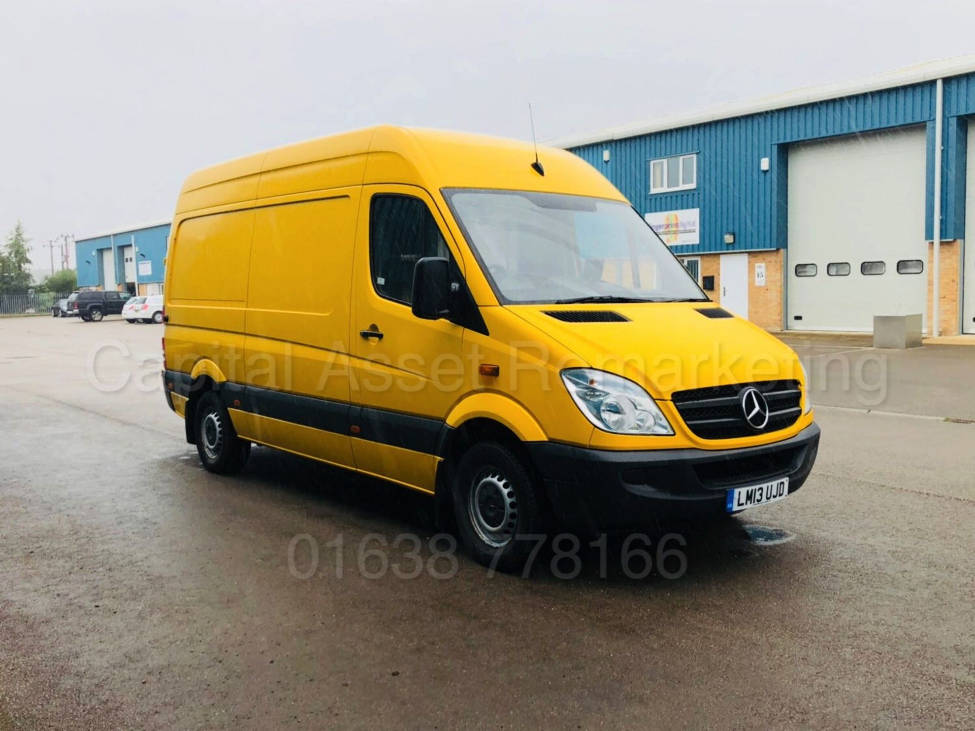 MERCEDES-BENZ SPRINTER 313 CDI *MWB HI-ROOF* (2013) '130 BHP - 6 SPEED' *AIR CON - CRUISE CONTROL* - Image 8 of 31