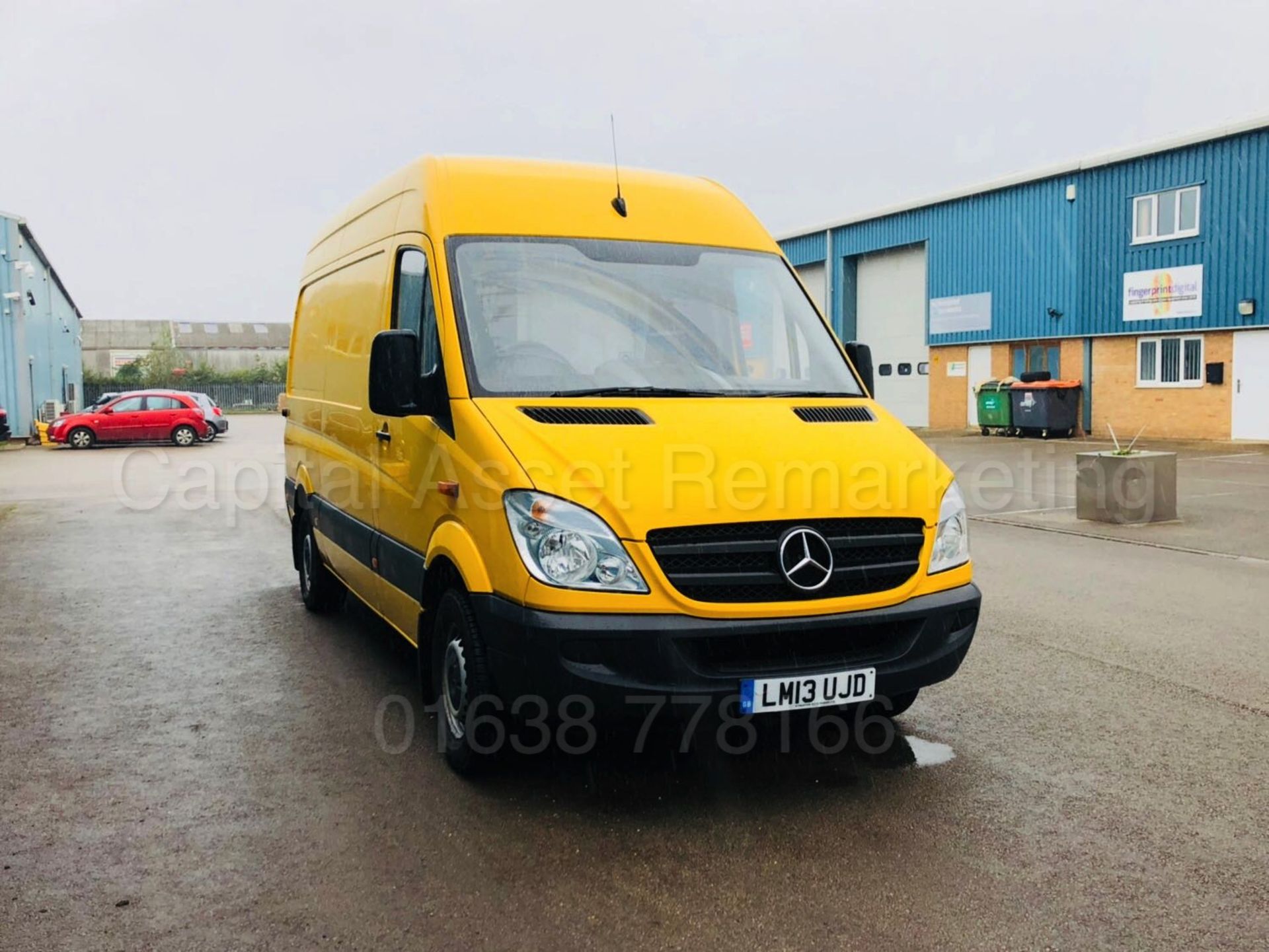 MERCEDES-BENZ SPRINTER 313 CDI *MWB HI-ROOF* (2013) '130 BHP - 6 SPEED' *AIR CON - CRUISE CONTROL* - Image 9 of 31