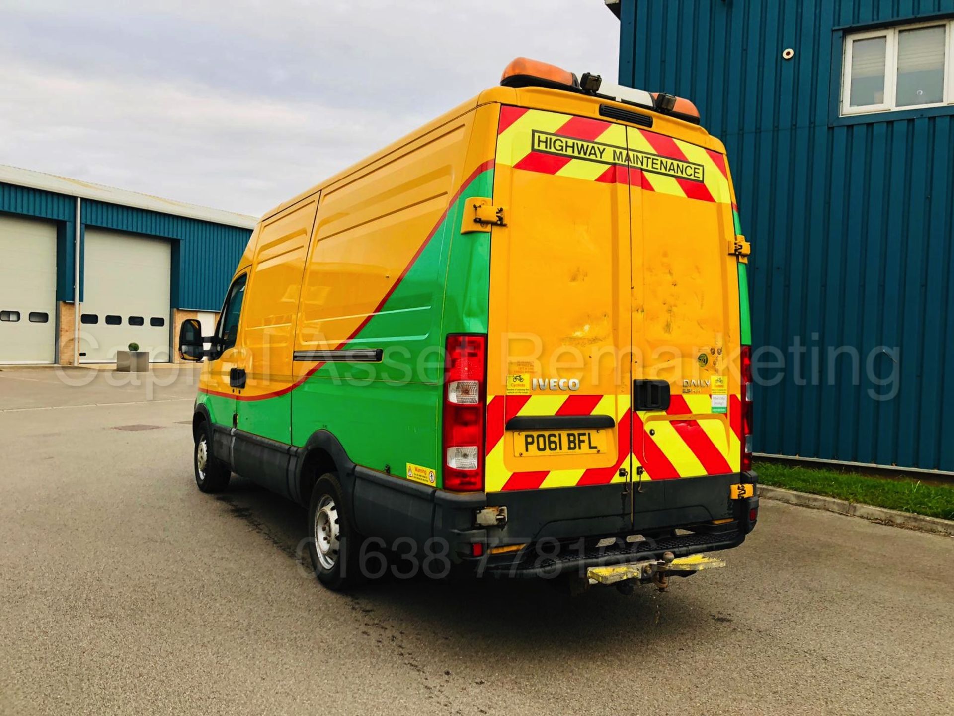 IVECO DAILY 35S11 *MWB HI ROOF - PANEL VAN* (2012 MODEL) '2.3 DIESEL - 106 BHP - 5 SPEED' - Image 7 of 21