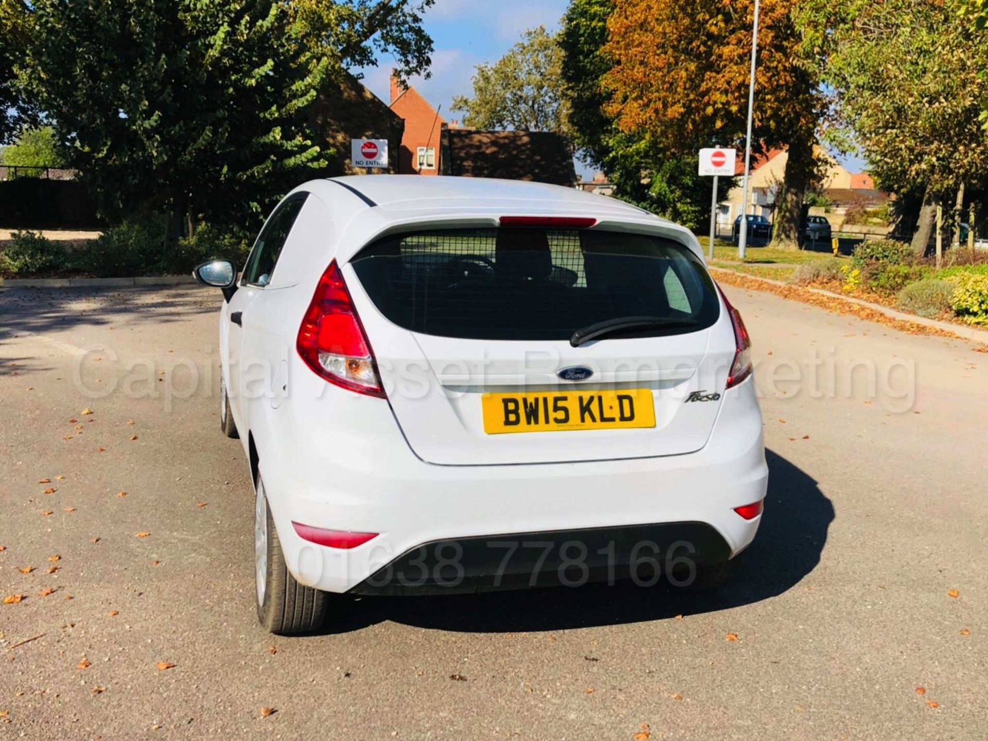 (On Sale) FORD FIESTA *BASE EDITION* LCV - PANEL VAN (2015) '1.5 TDCI - 75 BHP - 5 SPEED' - Image 5 of 22