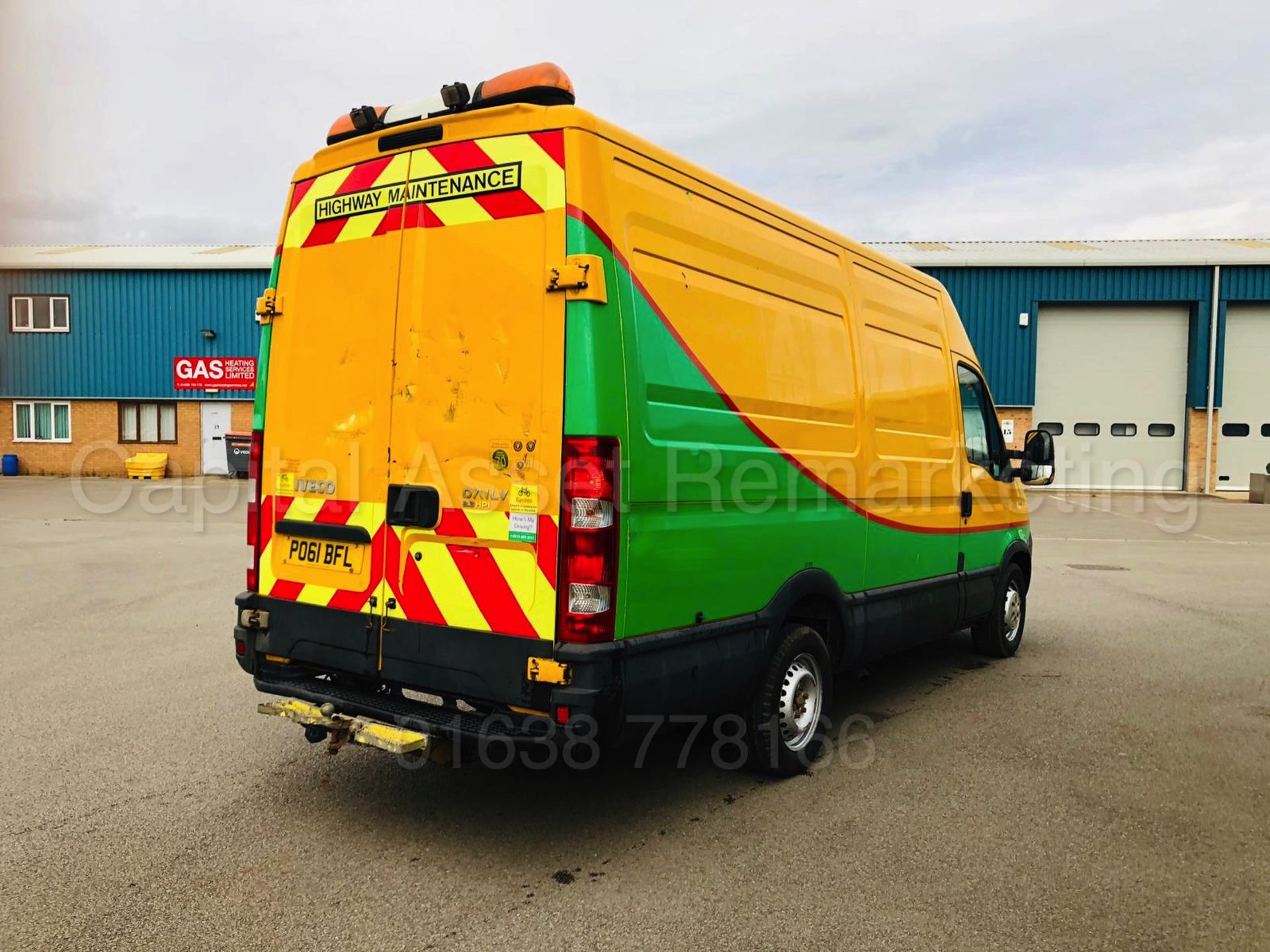 IVECO DAILY 35S11 *MWB HI ROOF - PANEL VAN* (2012 MODEL) '2.3 DIESEL - 106 BHP - 5 SPEED' - Image 9 of 21