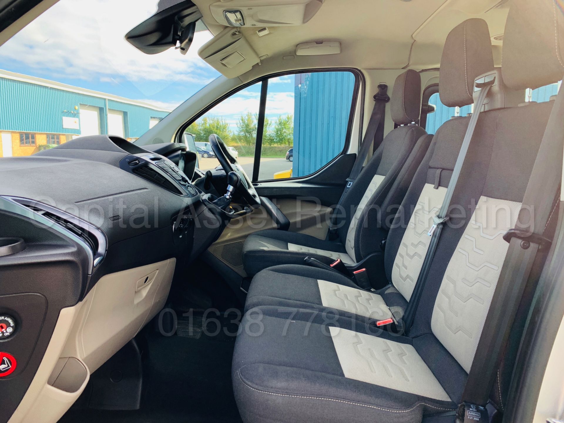 FORD TRANSIT 'TOURNEO' *TITANIUM* (2016) *9 SEATER MPV* '2.0 TDCI - 130 BHP - 6 SPEED' **AIR CON** - Image 21 of 45