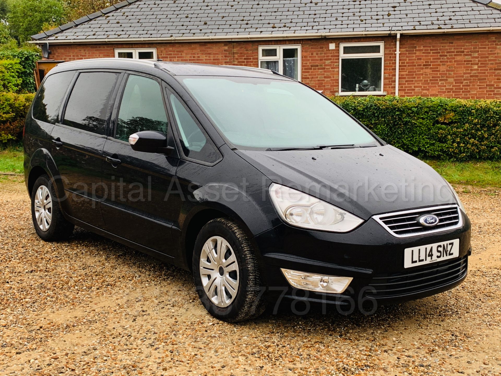 FORD GALAXY **ZETEC** 7 SEATER MPV (2014) 2.0 TDCI - 140 BHP - AUTO POWER SHIFT (1 OWNER FROM NEW) - Image 2 of 35