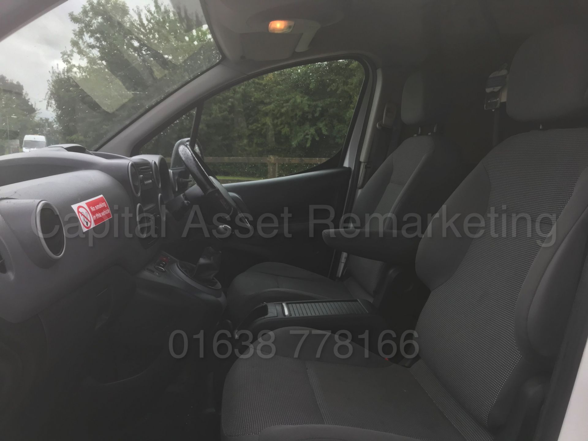 PEUGEOT PARTNER 625 S *PANEL VAN* (2012) '1.6 HDI - 75 BHP - 5 SPEED' (50 MPG+) - Image 14 of 24