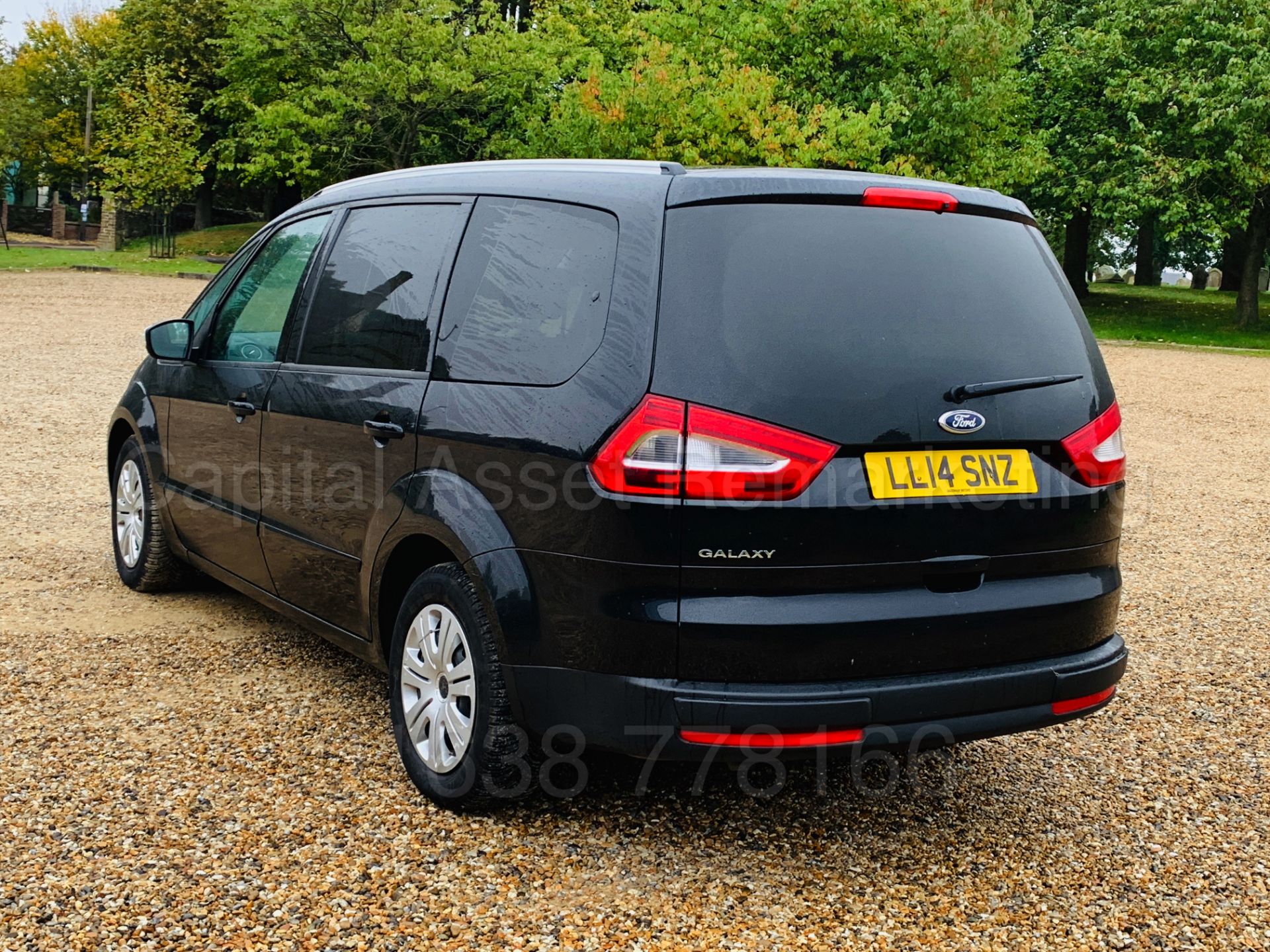 FORD GALAXY **ZETEC** 7 SEATER MPV (2014) 2.0 TDCI - 140 BHP - AUTO POWER SHIFT (1 OWNER FROM NEW) - Image 8 of 35