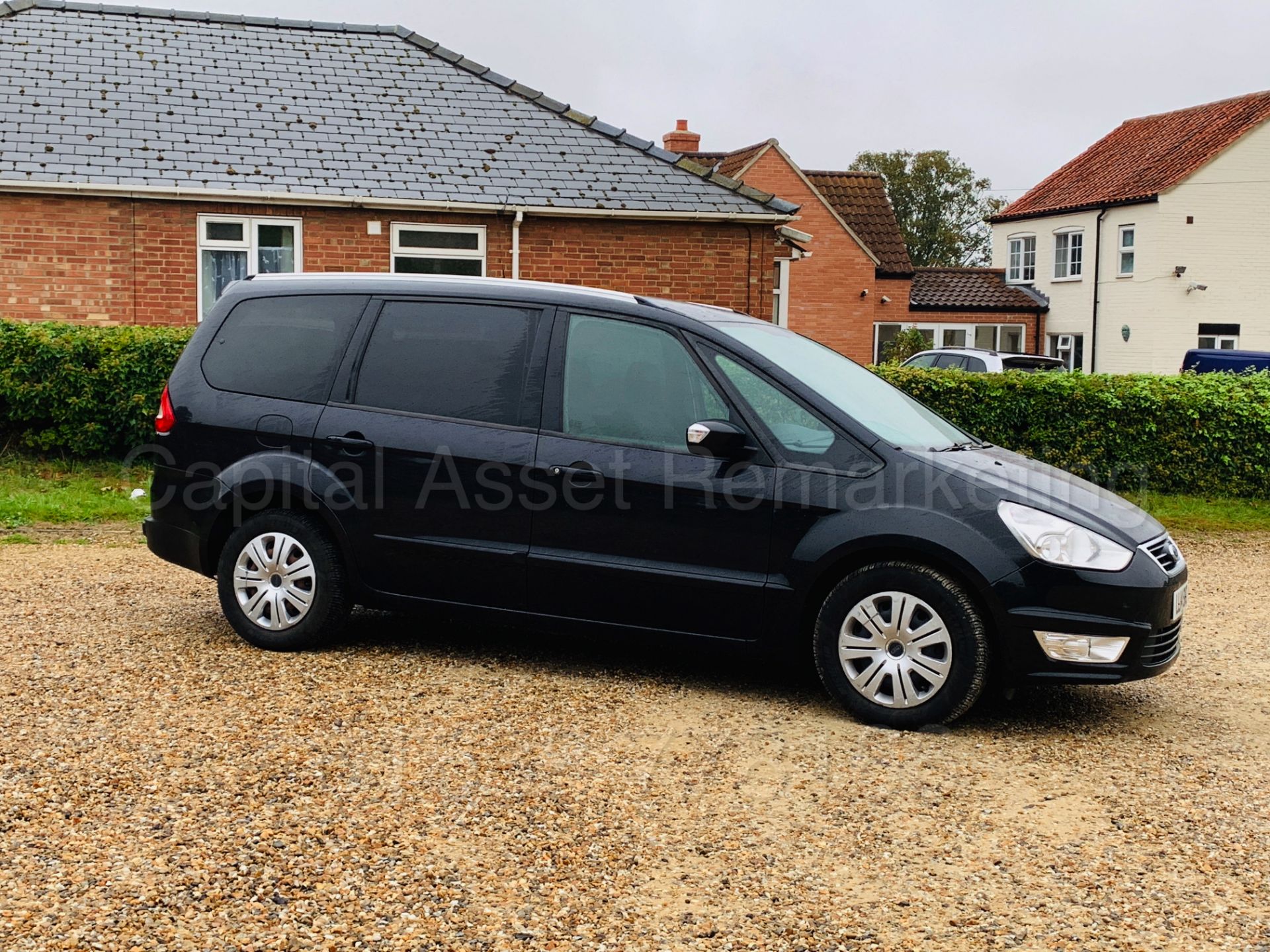FORD GALAXY **ZETEC** 7 SEATER MPV (2014) 2.0 TDCI - 140 BHP - AUTO POWER SHIFT (1 OWNER FROM NEW) - Image 12 of 35