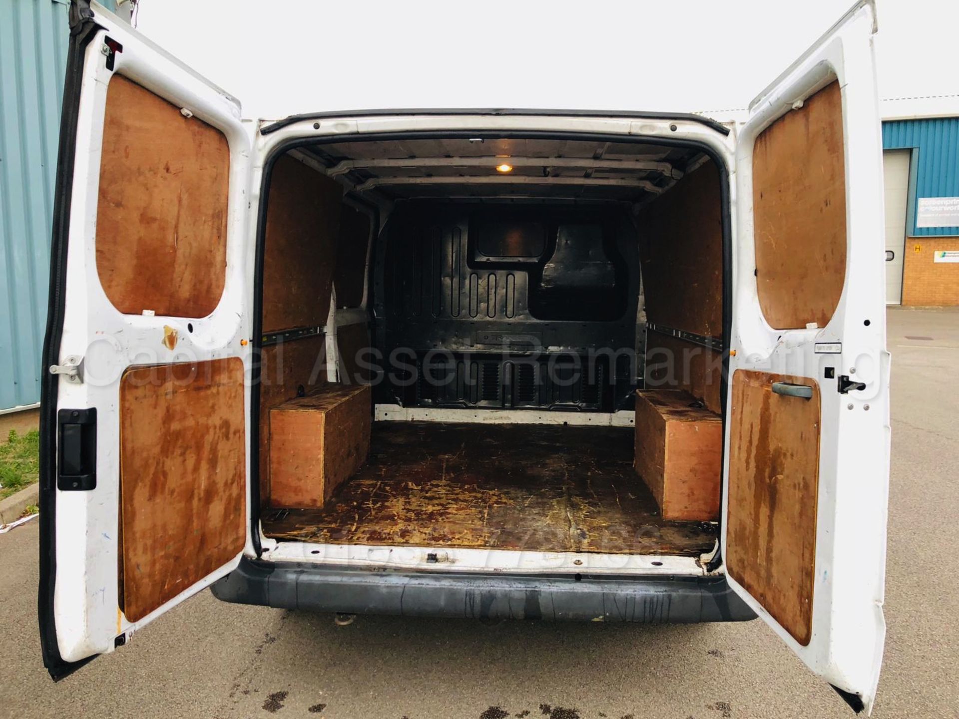 (On Sale) FORD TRANSIT 85 T280 FWD *SWB - PANEL VAN* (2010) '2.2 TDCI - 85 BHP - 5 SPEED' *AIR CON* - Image 15 of 20