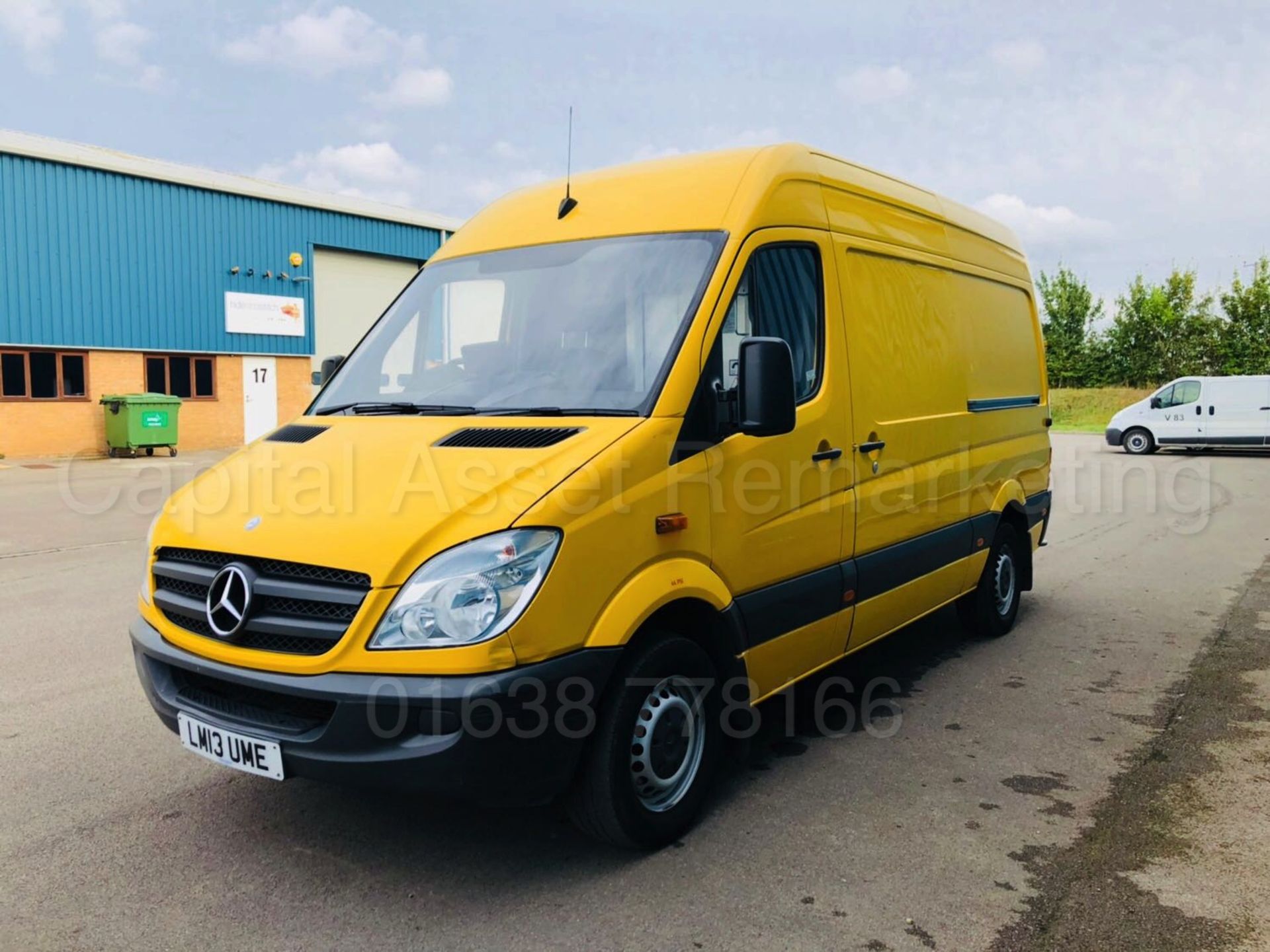 MERCEDES-BENZ SPRINTER 313 CDI *MWB HI-ROOF* (2013) '130 BHP - 6 SPEED' *AIR CON - CRUISE CONTROL* - Image 4 of 28