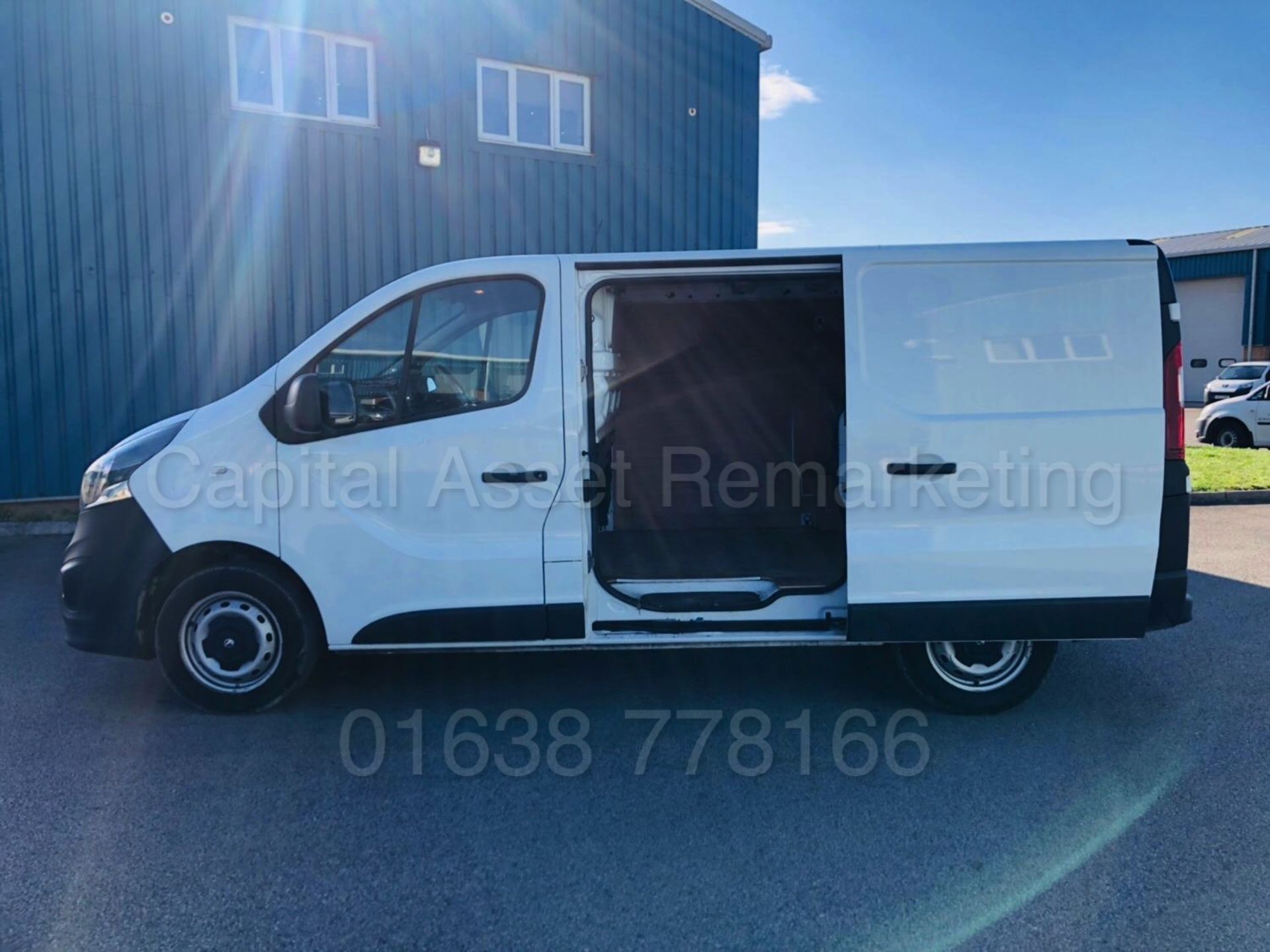 (On Sale) VAUXHALL VIVARO 2900 *PANEL VAN* (2016 MODEL) '1.6 CDTI - 115 BHP - 6 SPEED' (LOW MILES) - Bild 20 aus 32