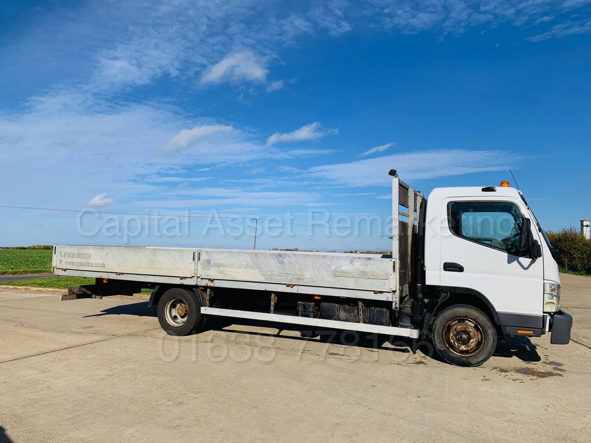 MITSUBISHI FUSO CANTER 7C18 *LWB - 20FT DROPSIDE* (2011) '3.0 DIESEL - AD BLUE - 6 SPEED' (NO VAT) - Image 12 of 36