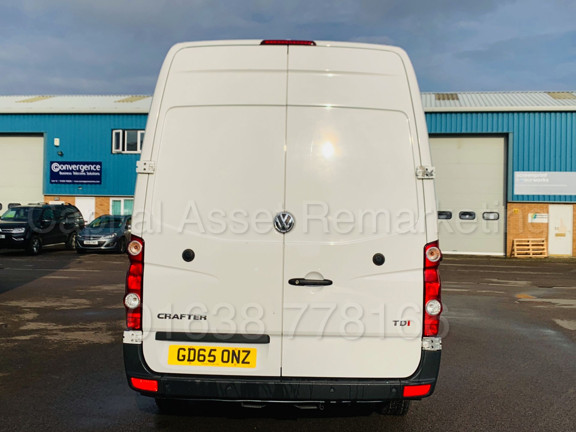 VOLKSWAGEN CRAFTER CR35 *LWB HI-ROOF* (2016 MODEL) '2.0 TDI - 136 BHP - 6 SPEED' (1 OWNER) - Image 9 of 36