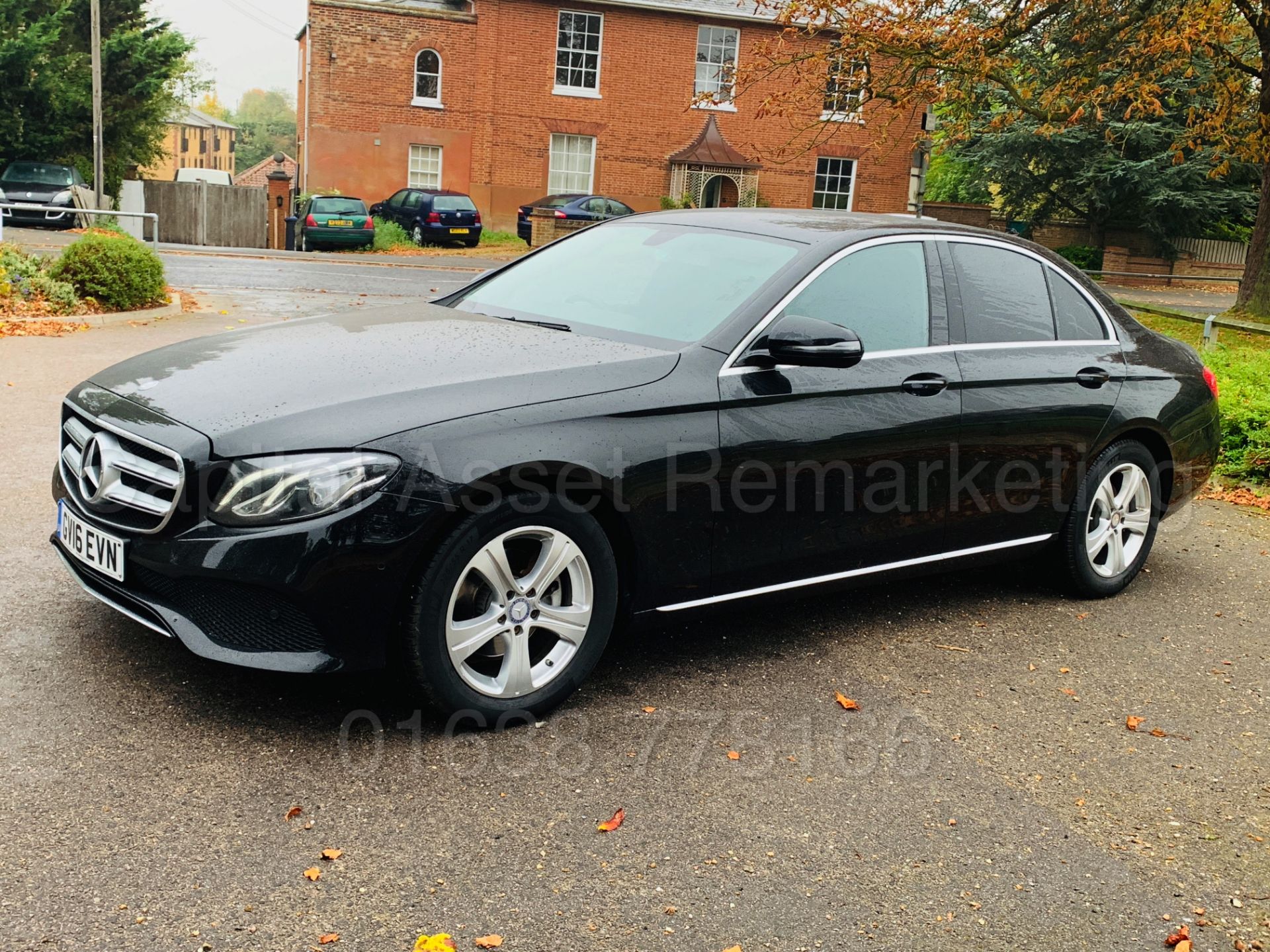 MERCEDES-BENZ E220D SALOON (2016) '9-G TRONIC AUTO - LEATHER - SAT NAV' *MASSIVE SPEC* (NEW MODEL) - Image 7 of 44