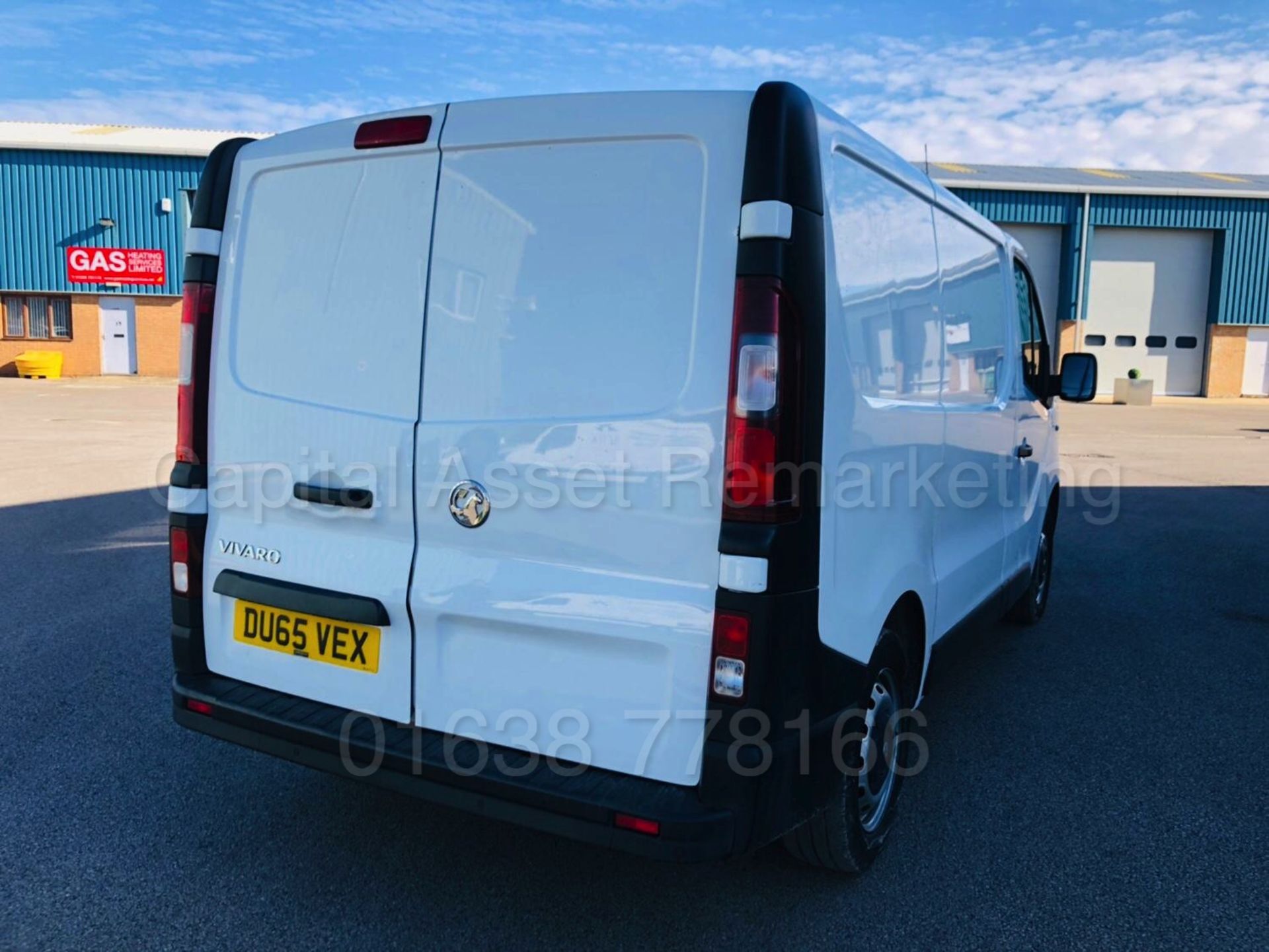 (On Sale) VAUXHALL VIVARO 2900 *PANEL VAN* (2016 MODEL) '1.6 CDTI - 115 BHP - 6 SPEED' (LOW MILES) - Bild 11 aus 32