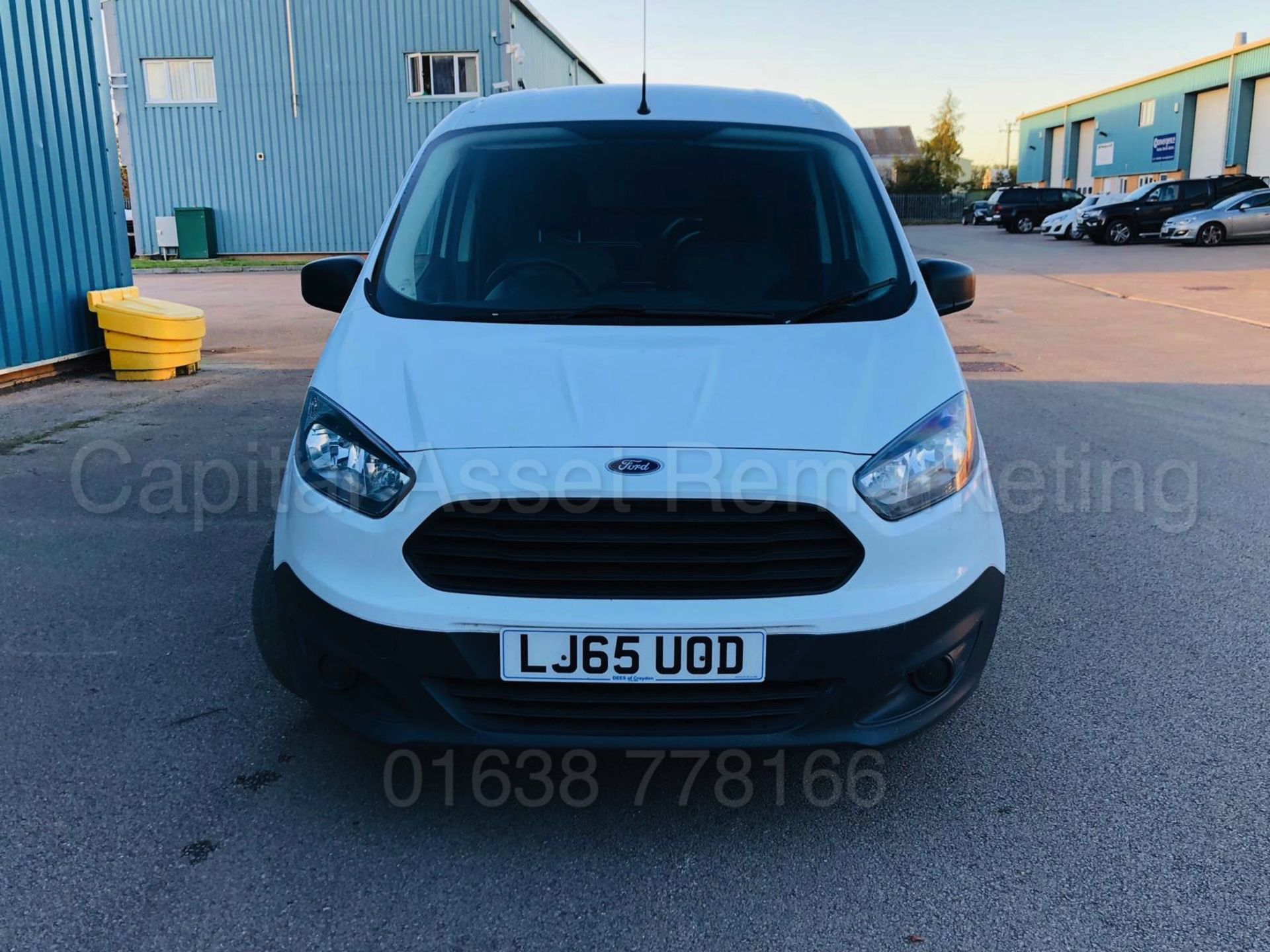 (On Sale) FORD TRANSIT COURIER *BASE EDITION* (2016 MODEL) '1.5 TDCI - 75 BHP - 5 SPEED' (PANEL VAN) - Image 12 of 29