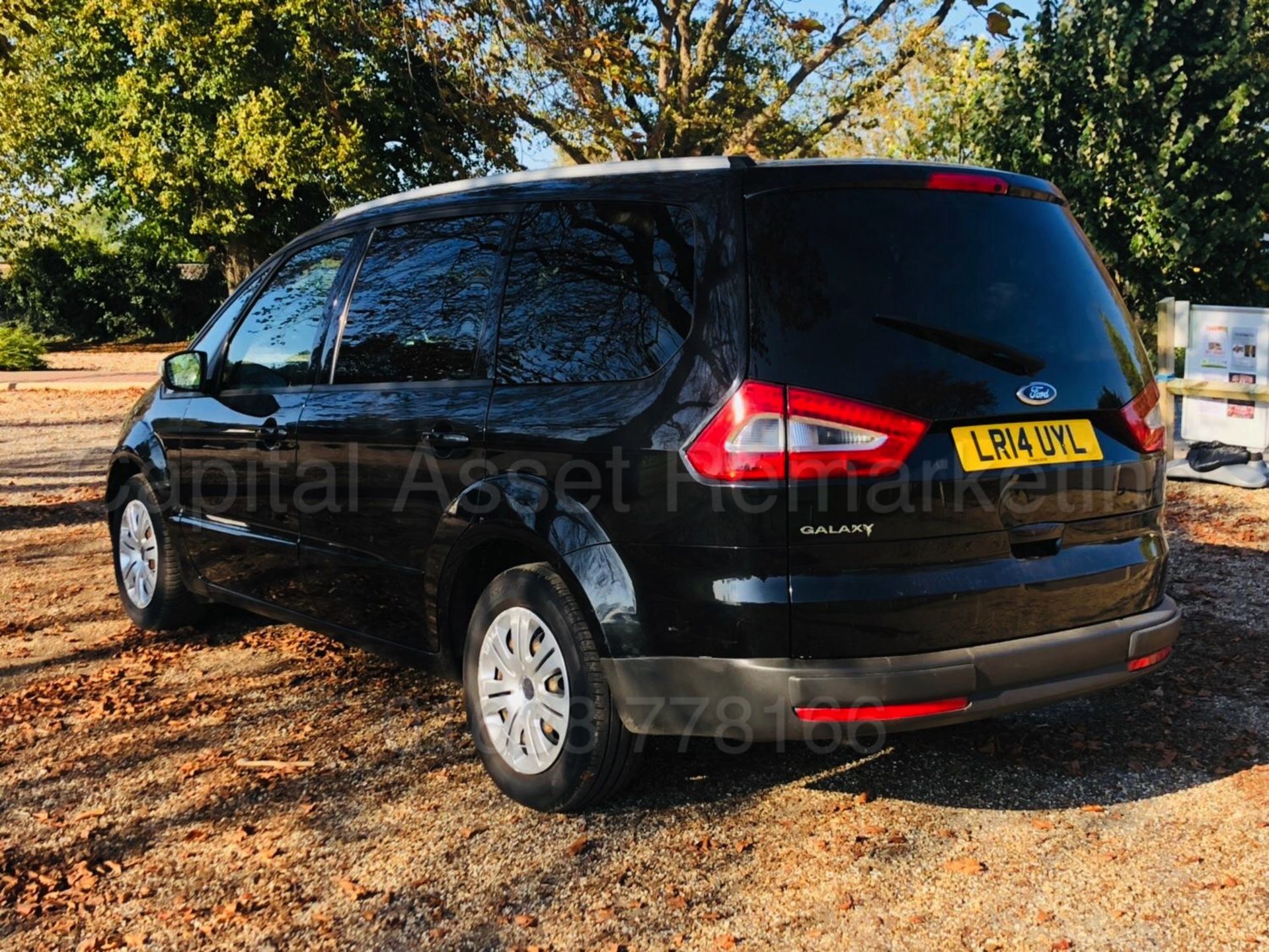 FORD GALAXY **ZETEC** 7 SEATER MPV (2014) 2.0 TDCI - 140 BHP - AUTO POWER SHIFT (1 OWNER FROM NEW) - Image 11 of 45