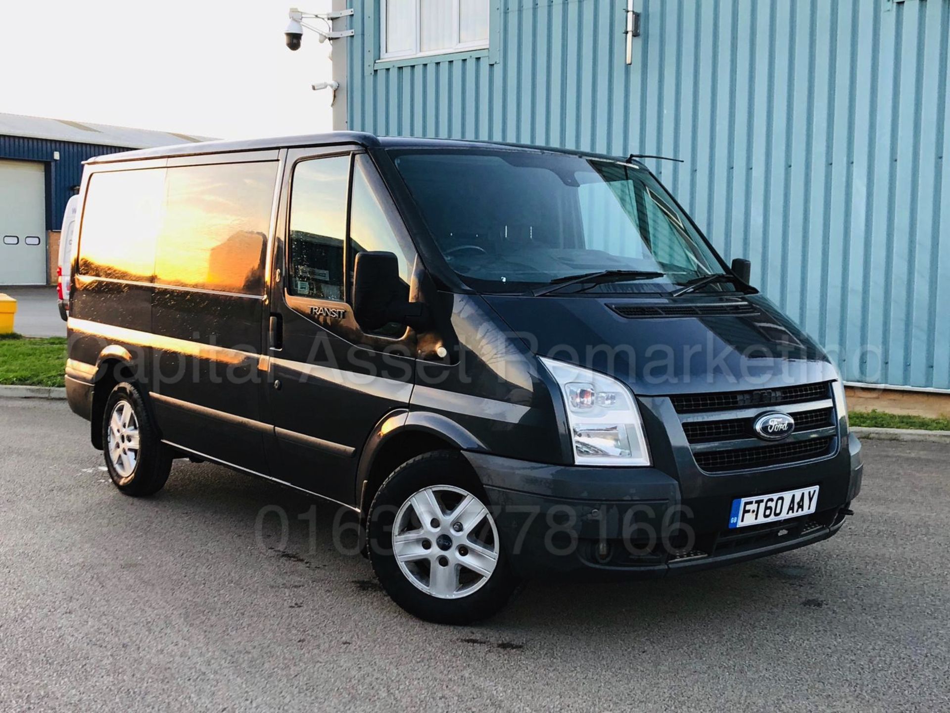 FORD TRANSIT 115 T260S *LIMITED EDITION* (2011 MODEL) '2.2 TDCI - 115 BHP - 6 SPEED' **AIR CON** - Image 3 of 34