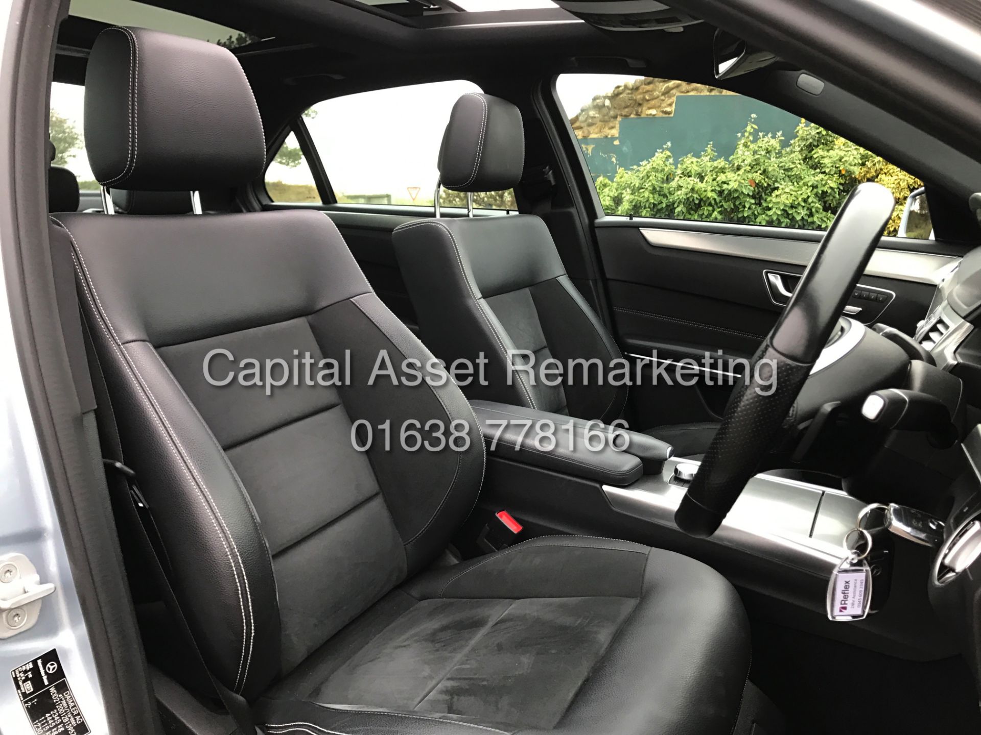 MERCEDES E220D "AMG LINE PREMIUM" 7G AUTO (15 REG) FULLY LOADED - SAT NAV - PAN ROOF -1 OWNER *LOOK* - Image 14 of 31